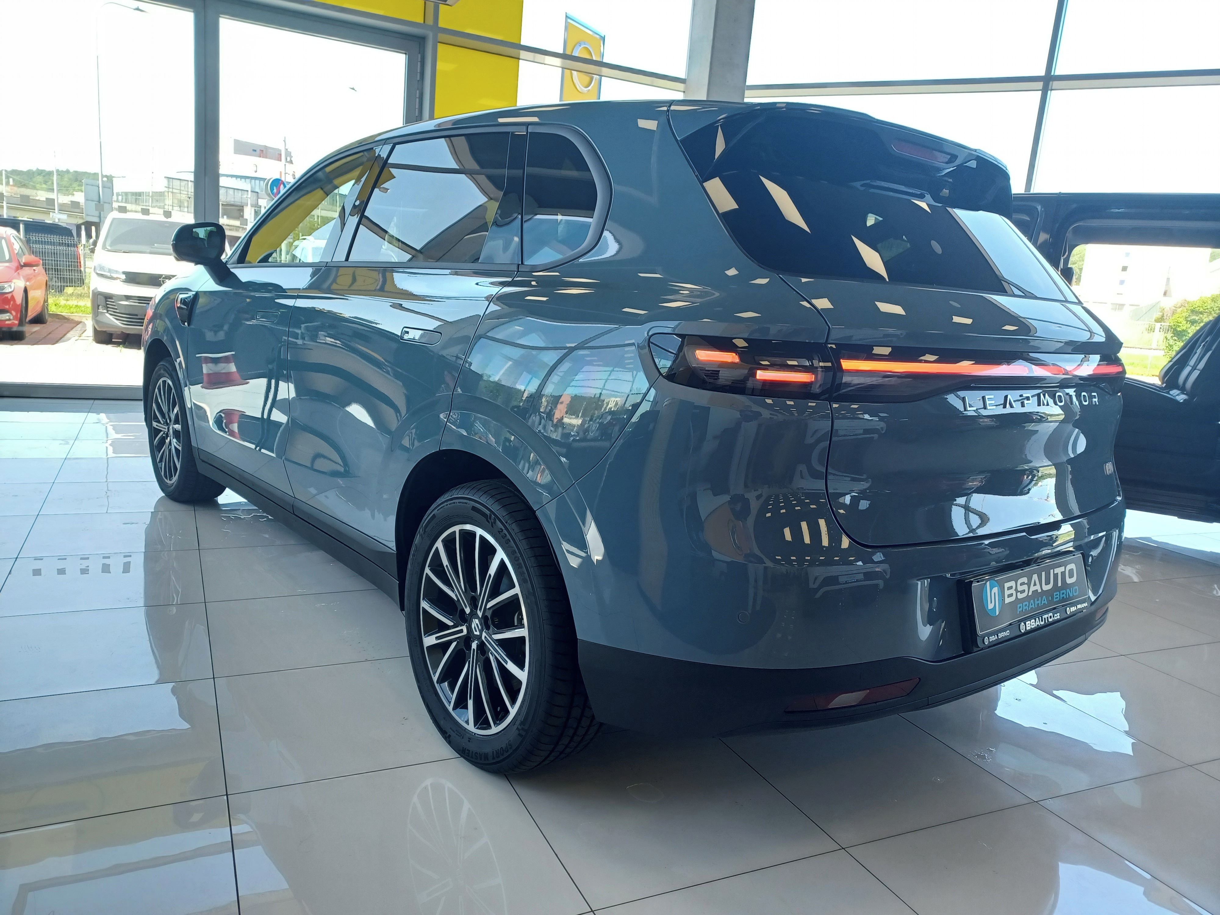 Leapmotor B10, DESIGN BATERIE PROMAX 160kW - fotka 6
