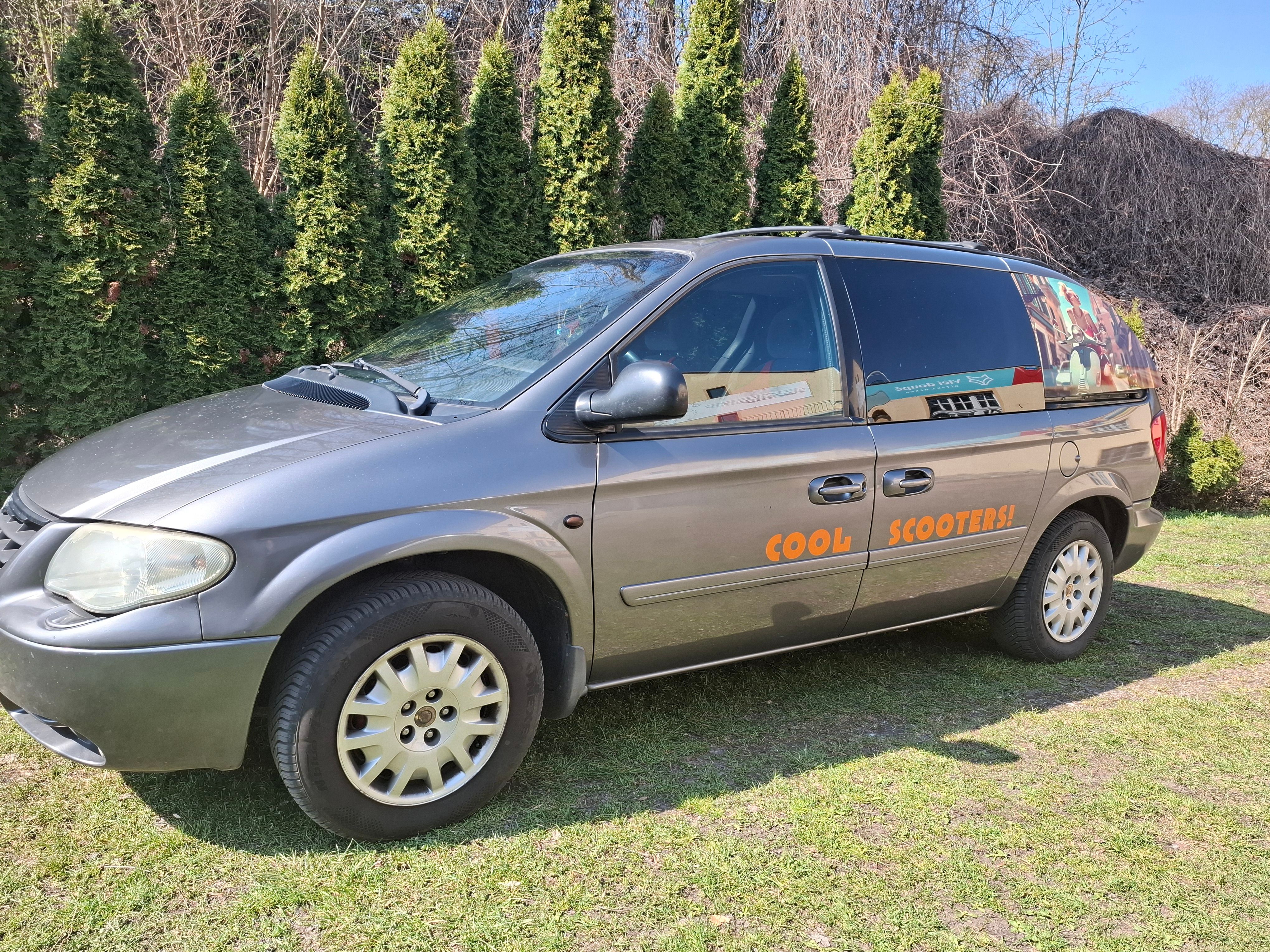 Chrysler Voyager, 2,8 - fotka 3