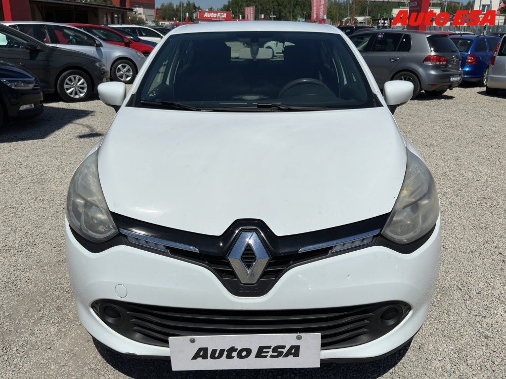 Renault Clio, 1.5d,navi,AC - fotka 2