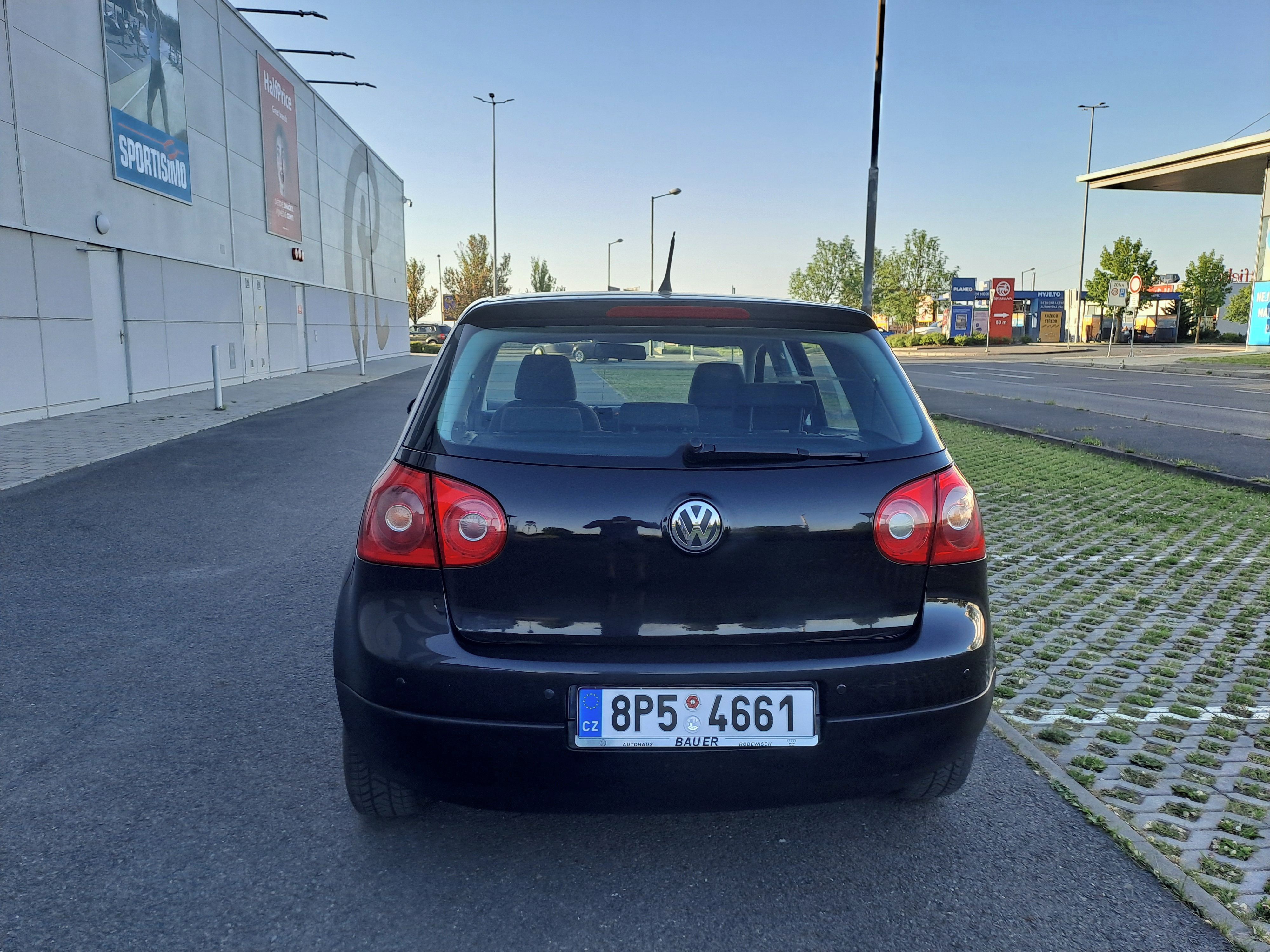 Volkswagen Golf, 1.6 75KW PĚKNÉ AUTO,NOVÁ STK - fotka 6