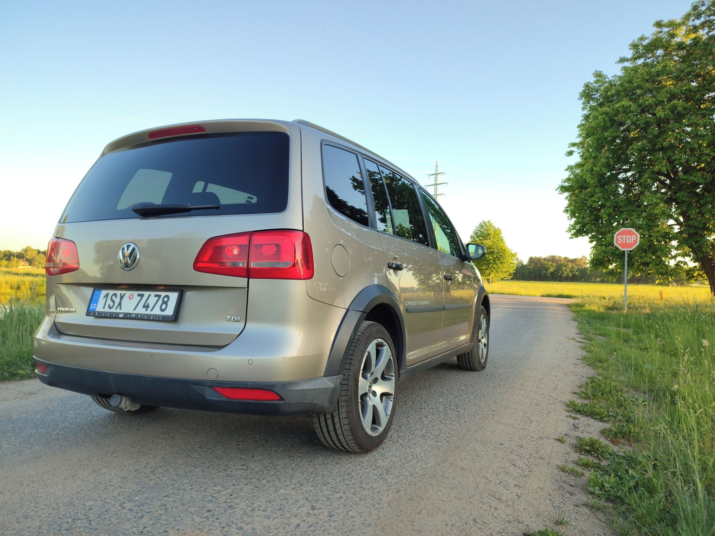 Volkswagen Touran, VW Touran Cross - fotka 5
