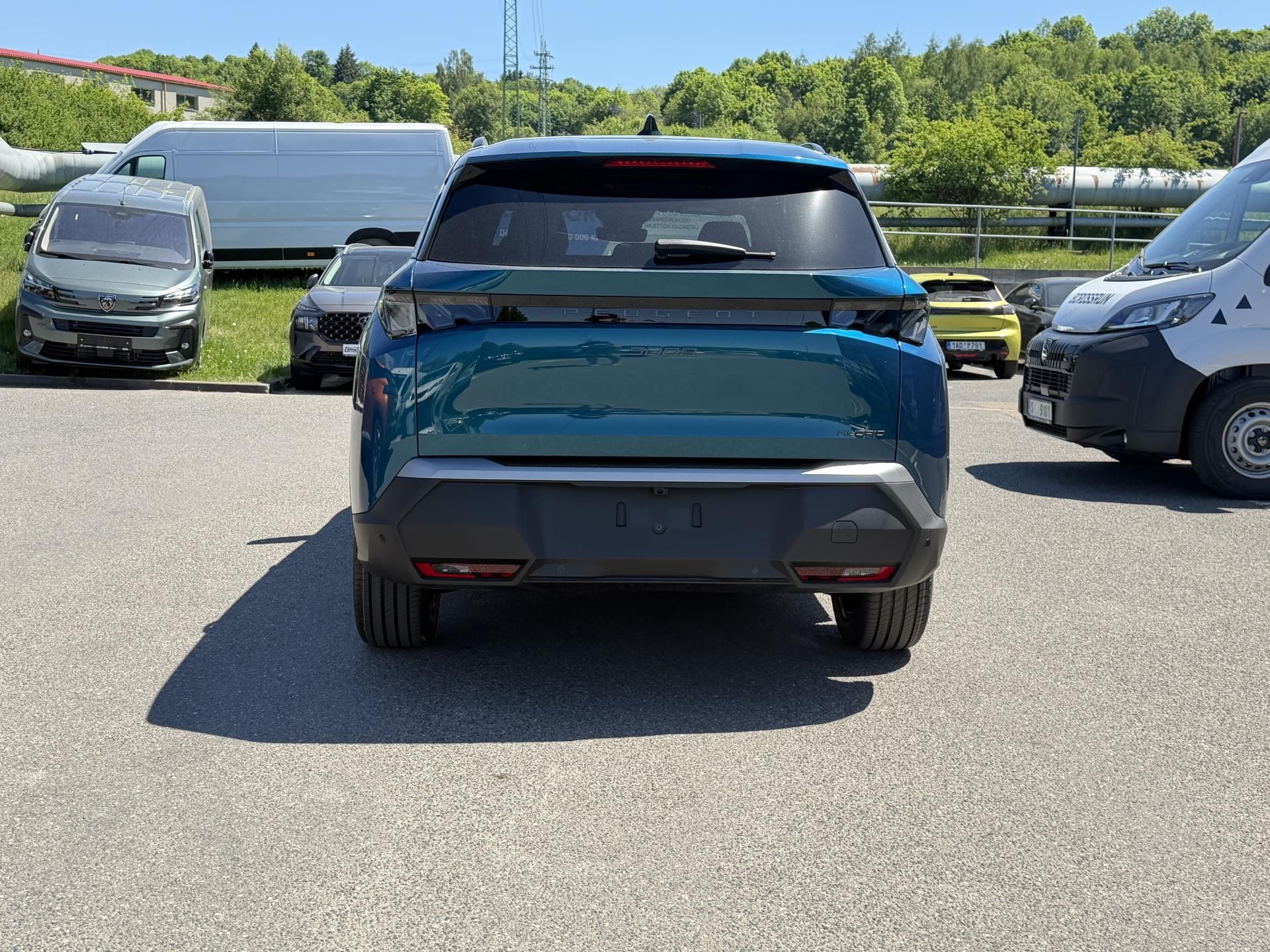 Peugeot 5008, GT Hybrid 145 e-DCS6 SUMMER BL - fotka 4