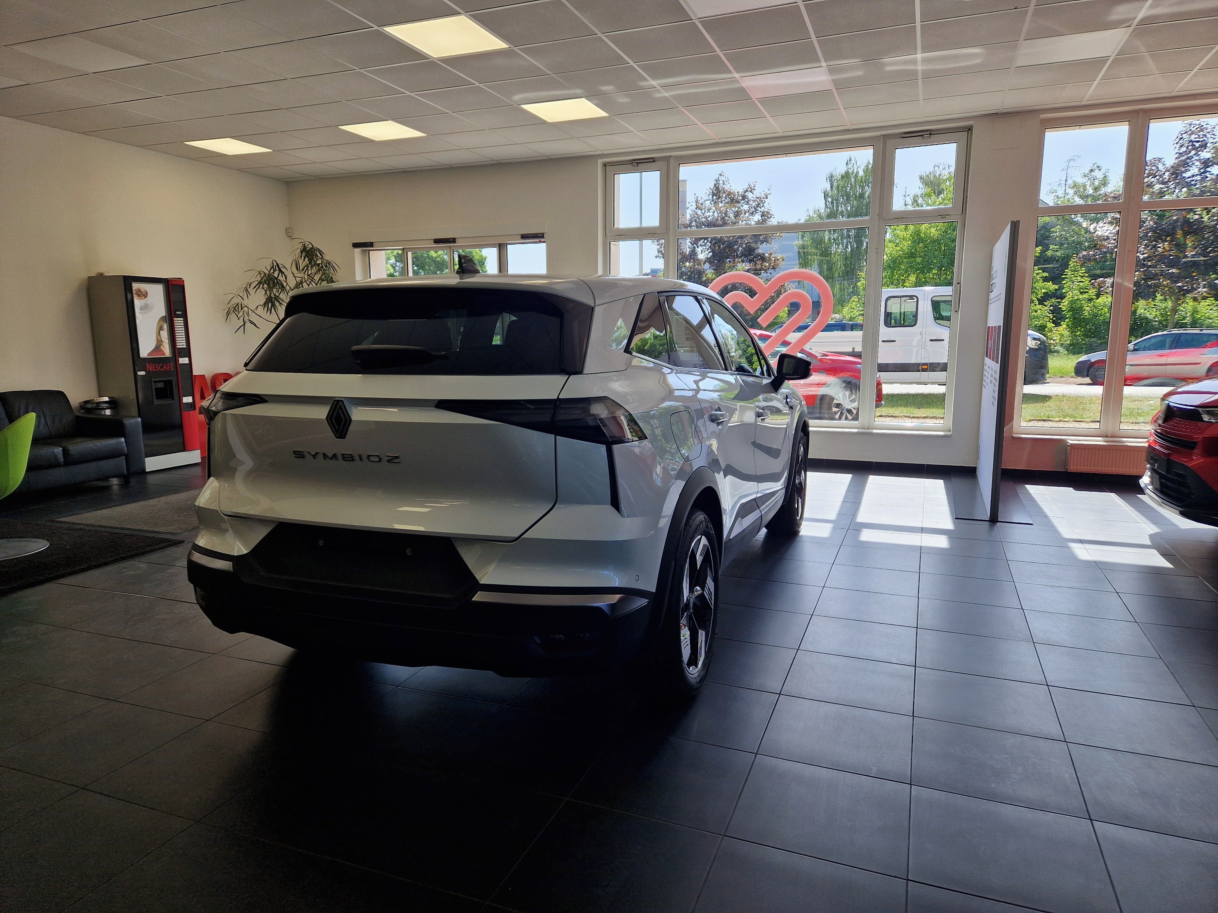 Renault Symbioz, techno mild hybrid 140 EDC - fotka 3