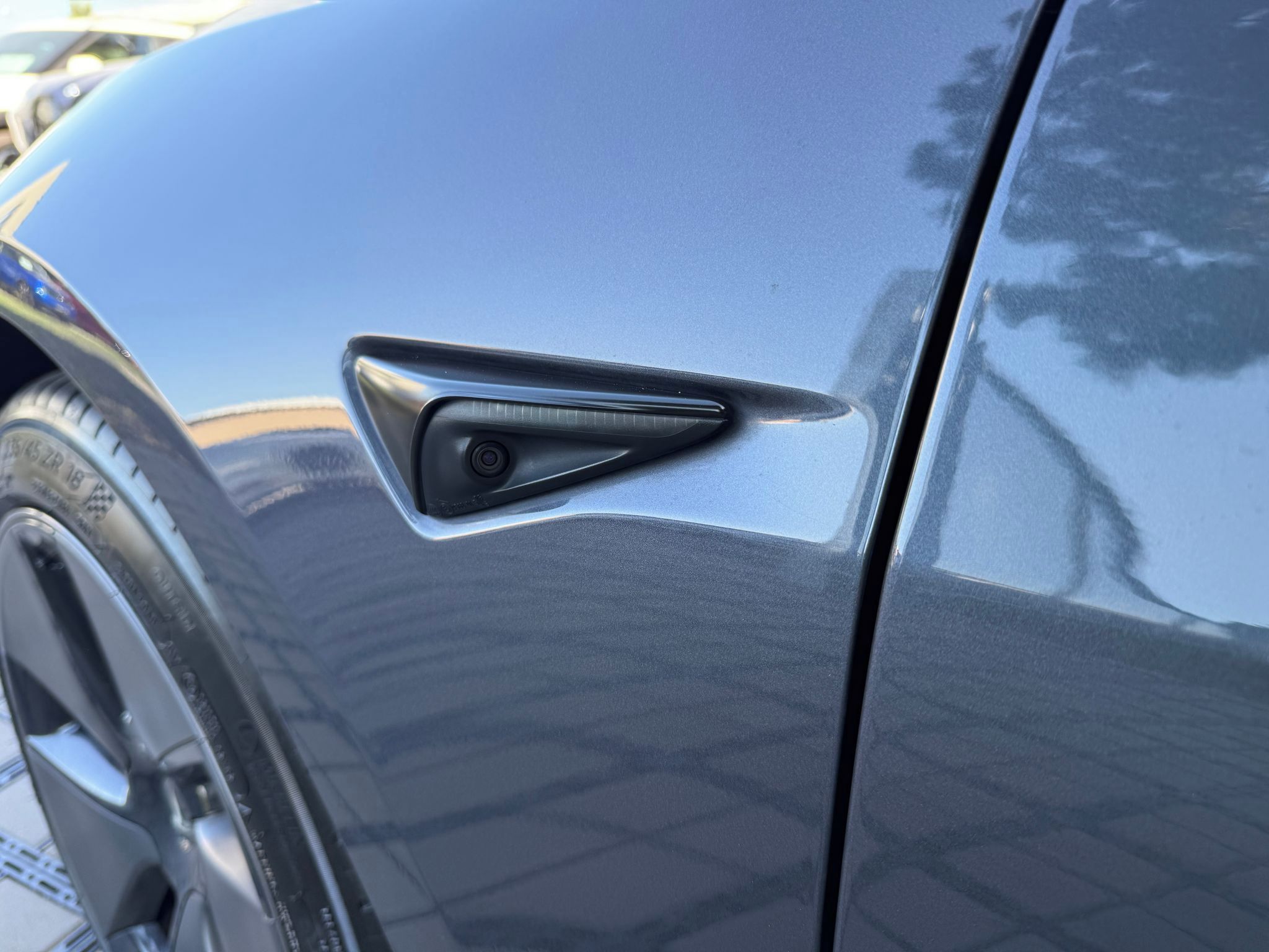 Tesla Model 3, Long Range AWD Tažné - fotka 6