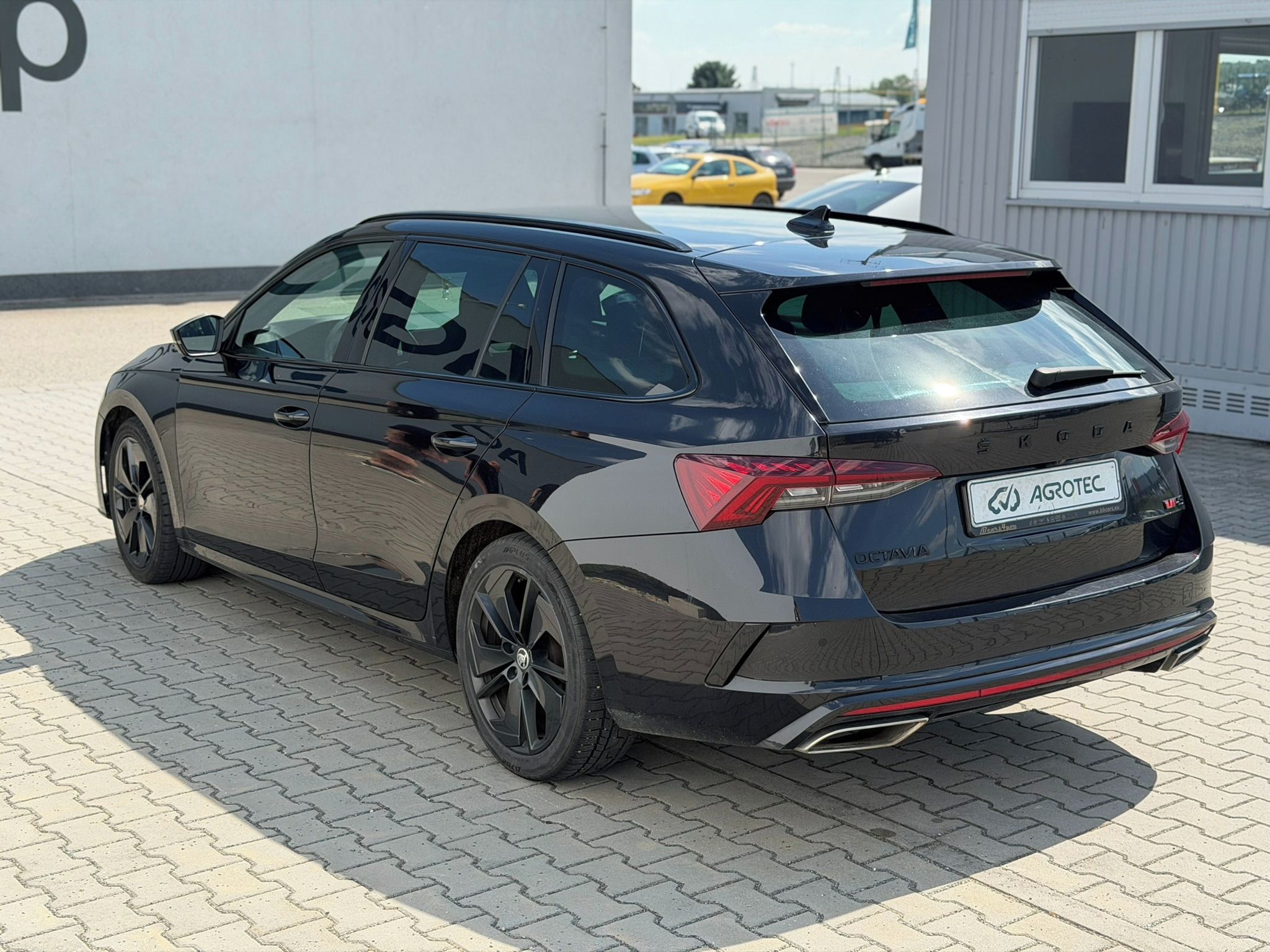 Škoda Octavia, 2.0 TDI 147kW RS Combi DSG - fotka 5