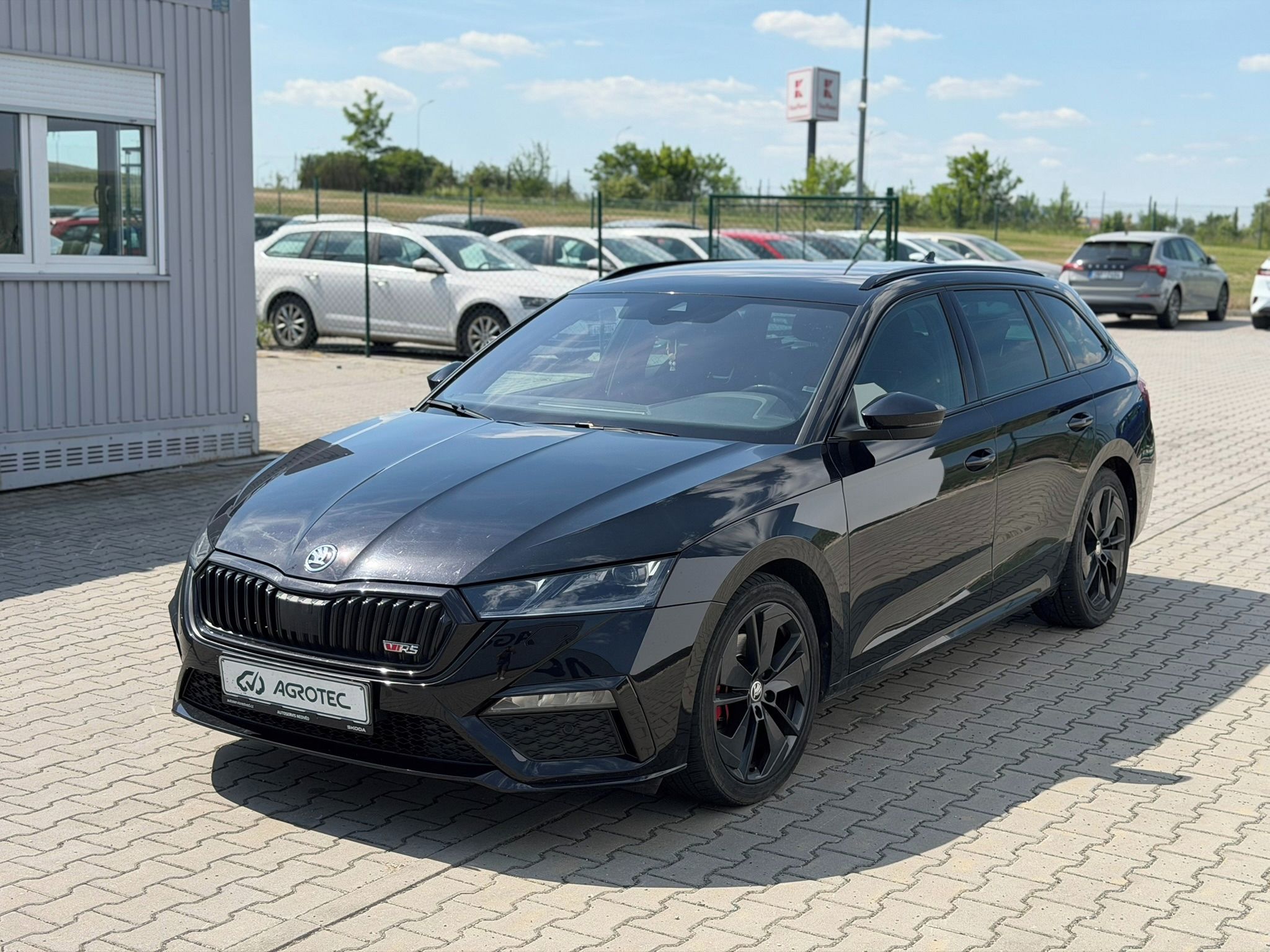 Škoda Octavia, 2.0 TDI 147kW RS Combi DSG - fotka 3