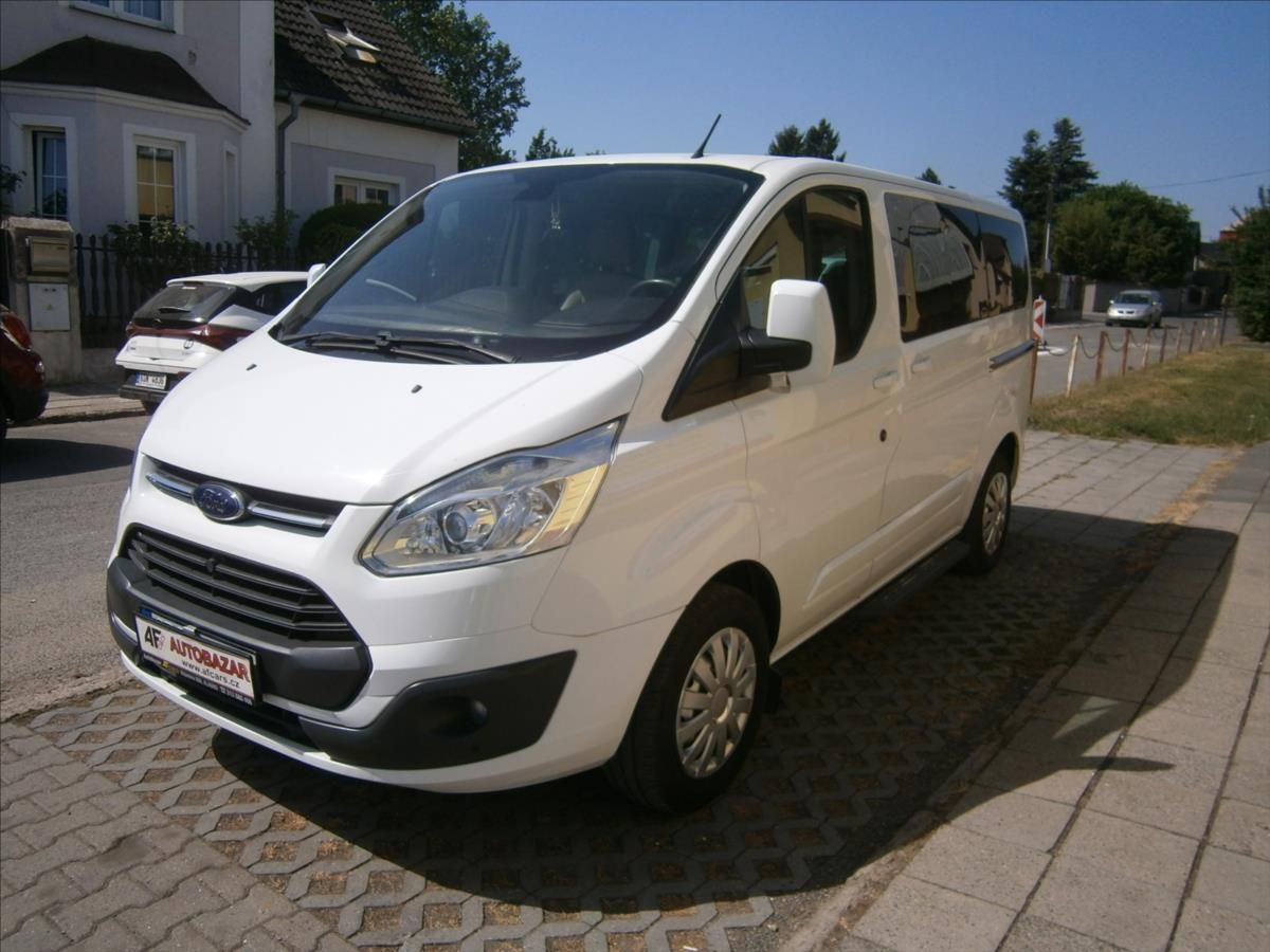 Ford Tourneo Custom, 2,2 TDCI 8 MÍST KLIMA - fotka 3
