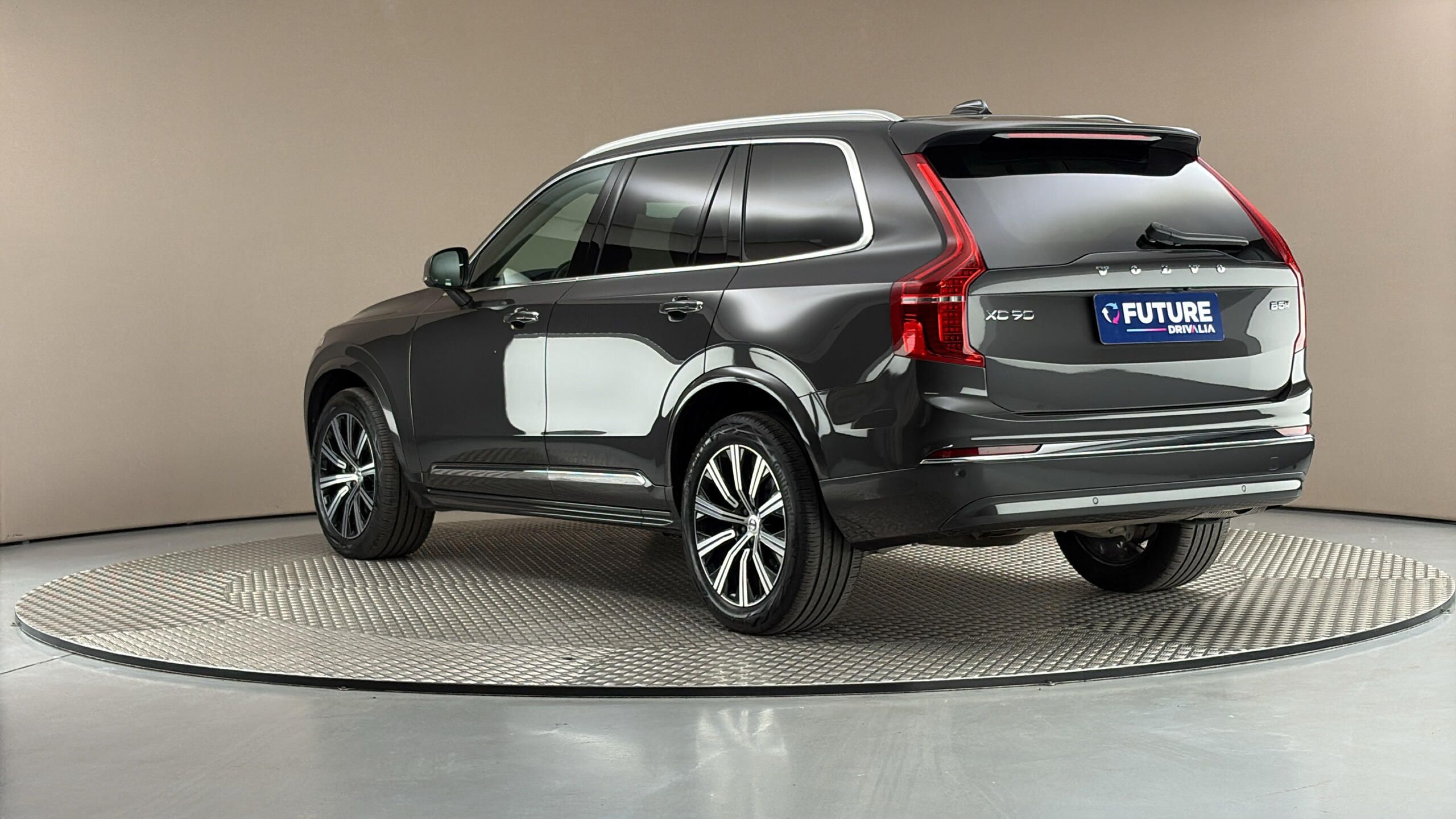 Volvo XC90, 2.0 B5 AUT AWD Plus Bright - fotka 2
