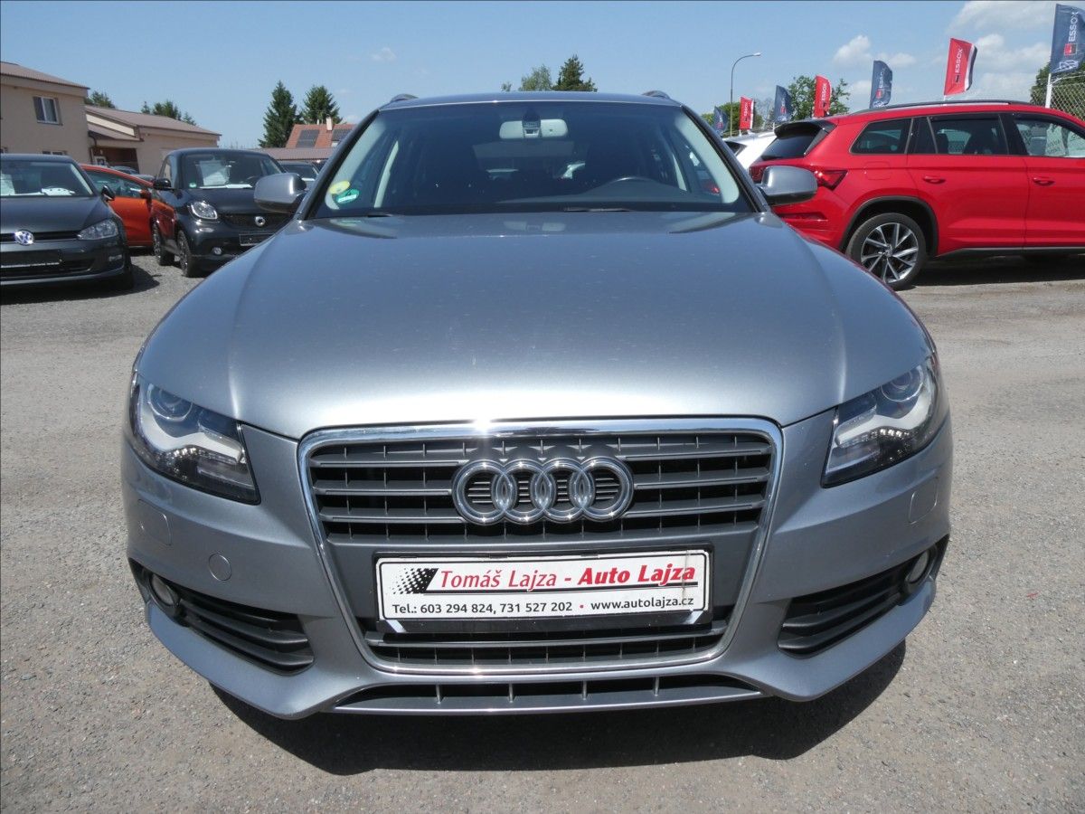Audi A4, 2,0 TDi 125kW serviska,NAVI - fotka 2