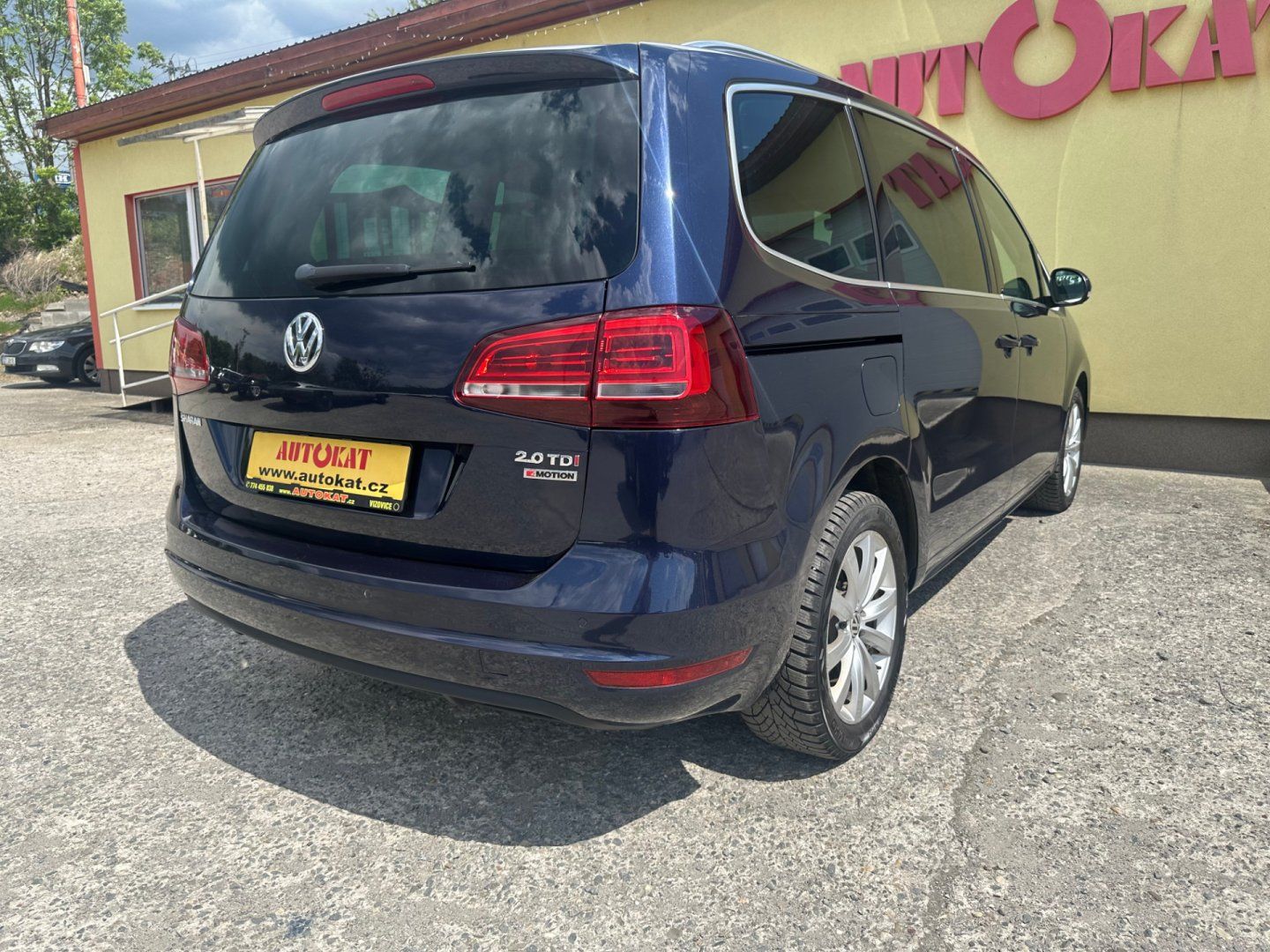 Volkswagen Sharan, 2.0TDi DSG 4x4/7-míst/Výhřev - fotka 4