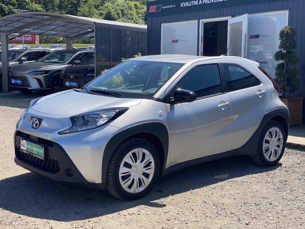 Toyota Aygo, 1.0i, ČR-1m, Comfort, automat - fotka 4