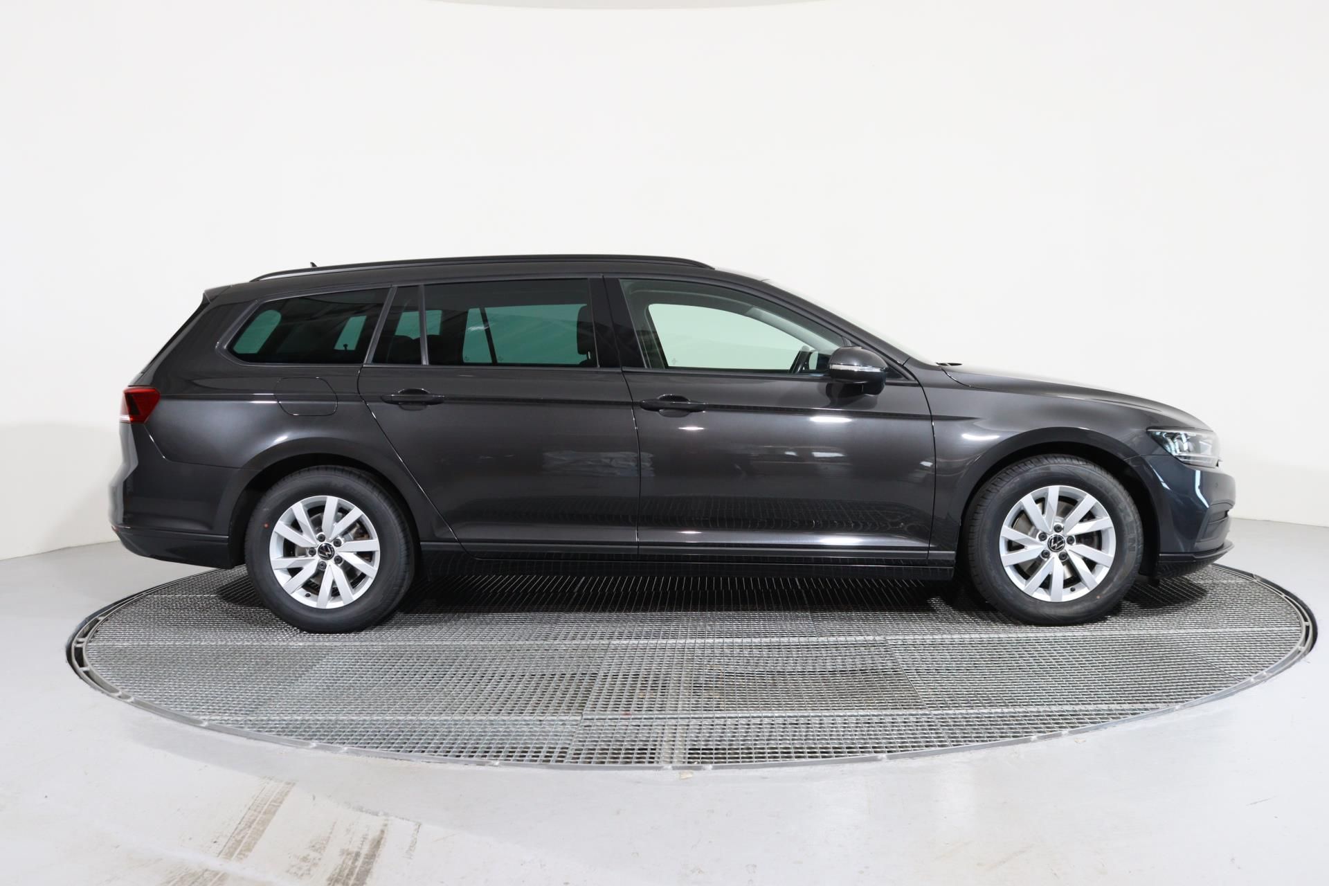 Volkswagen Passat, VARIANT 2,0 TDI BASIC 90 KW - fotka 3