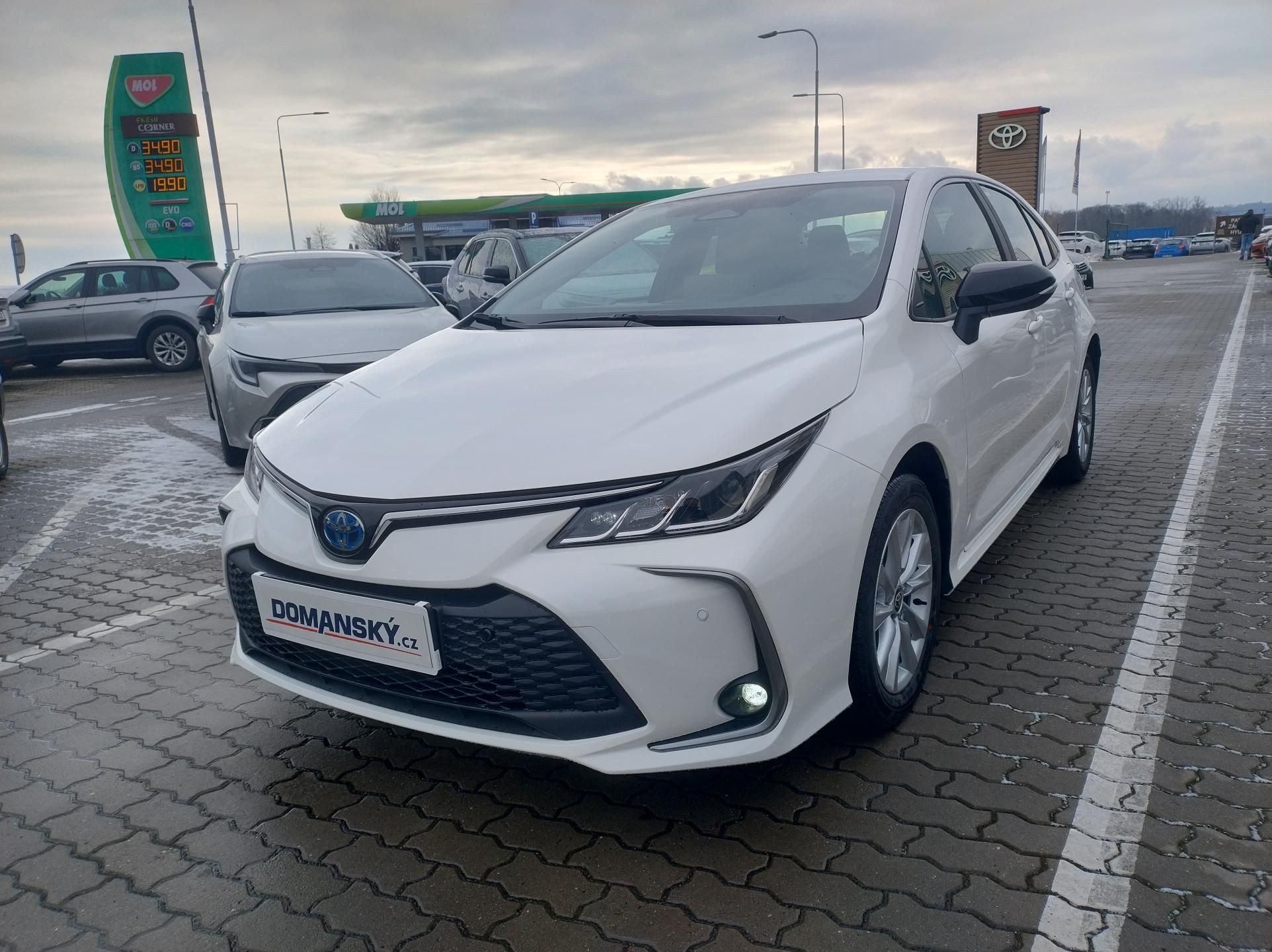 Toyota Corolla, SD 1.8 FHEV Comfort TECH - fotka 2
