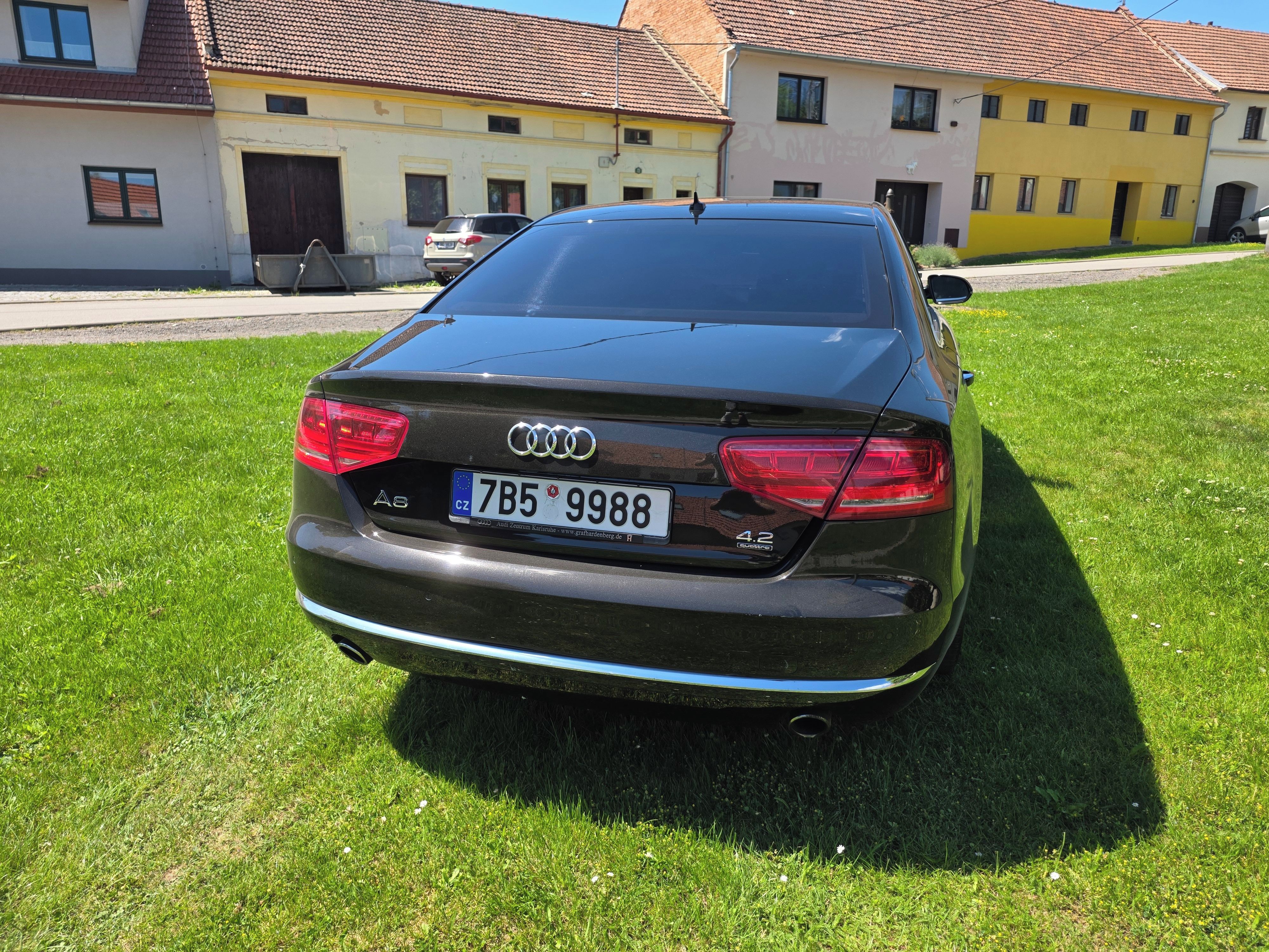 Audi A8, Audi A8 4.2 TDI quattro V8 DPH - fotka 4
