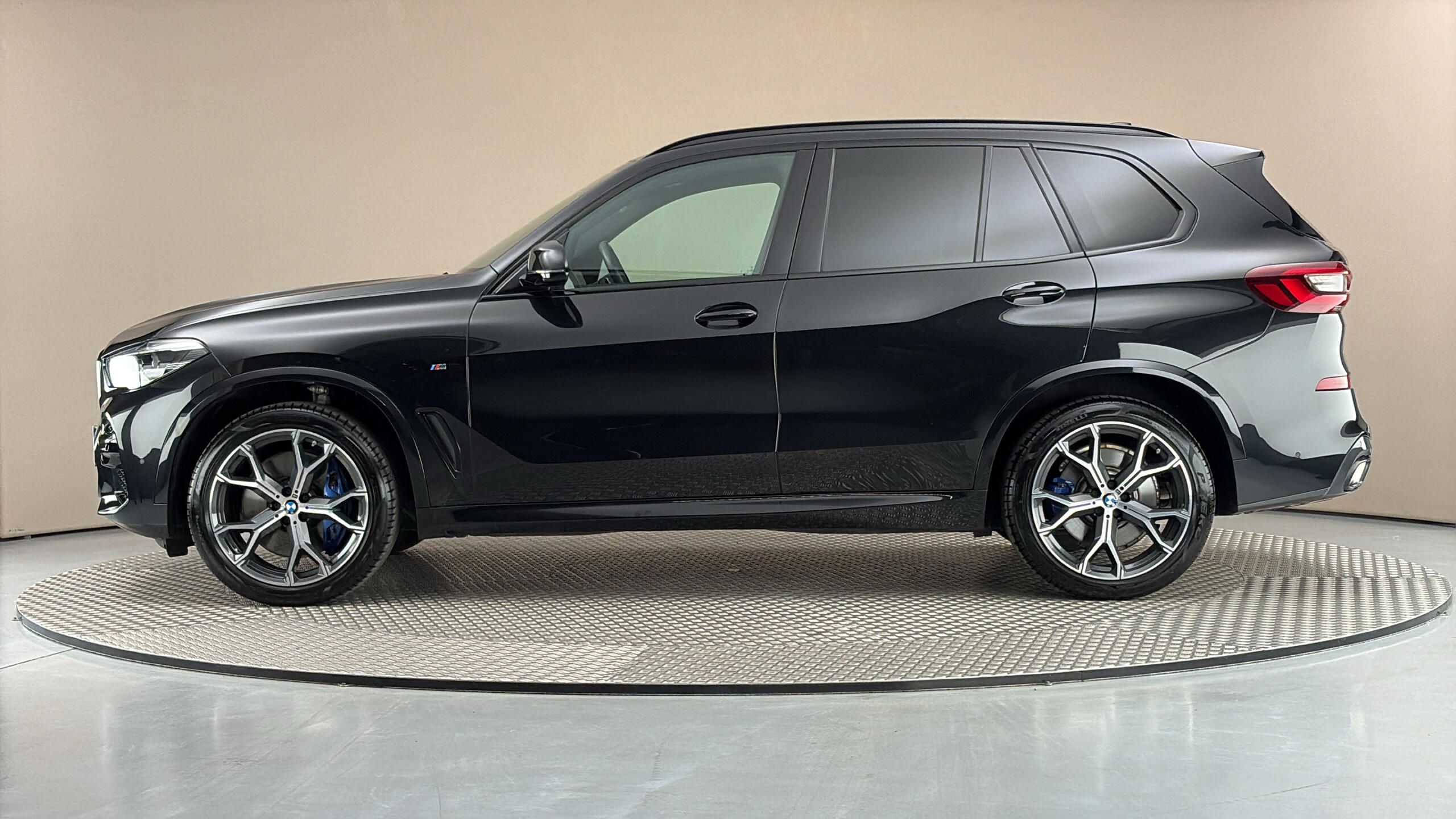 BMW X5, 40d AUT xDrive - fotka 4