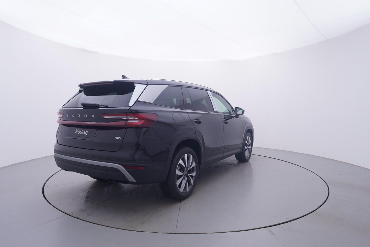 Škoda Kodiaq, Selection 2.0 TDI 4x4 142 kW - fotka 5