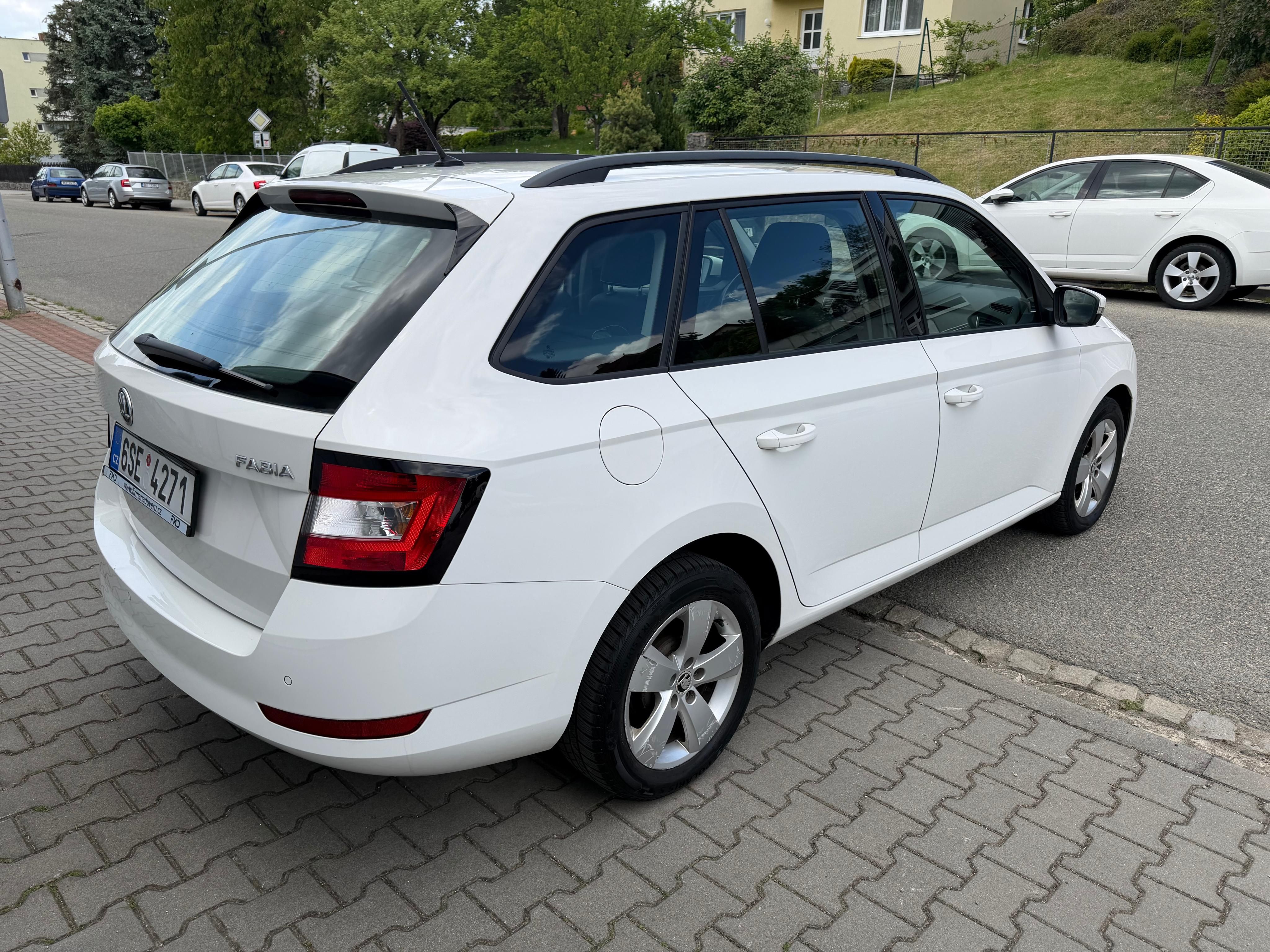 Škoda Fabia, 1.0tsi, kombi,  klima, ČR - fotka 5