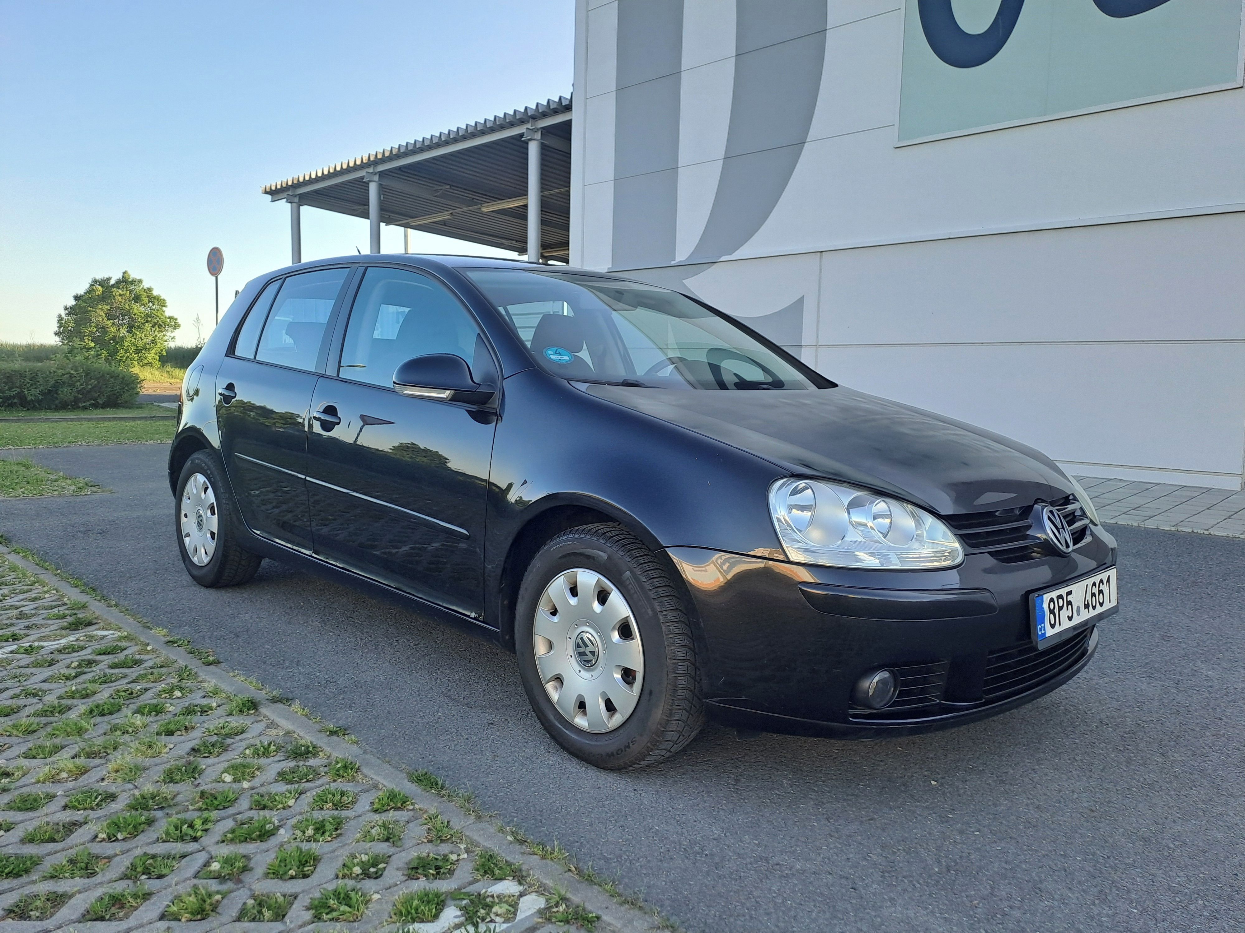 Volkswagen Golf, 1.6 75KW PĚKNÉ AUTO,NOVÁ STK
