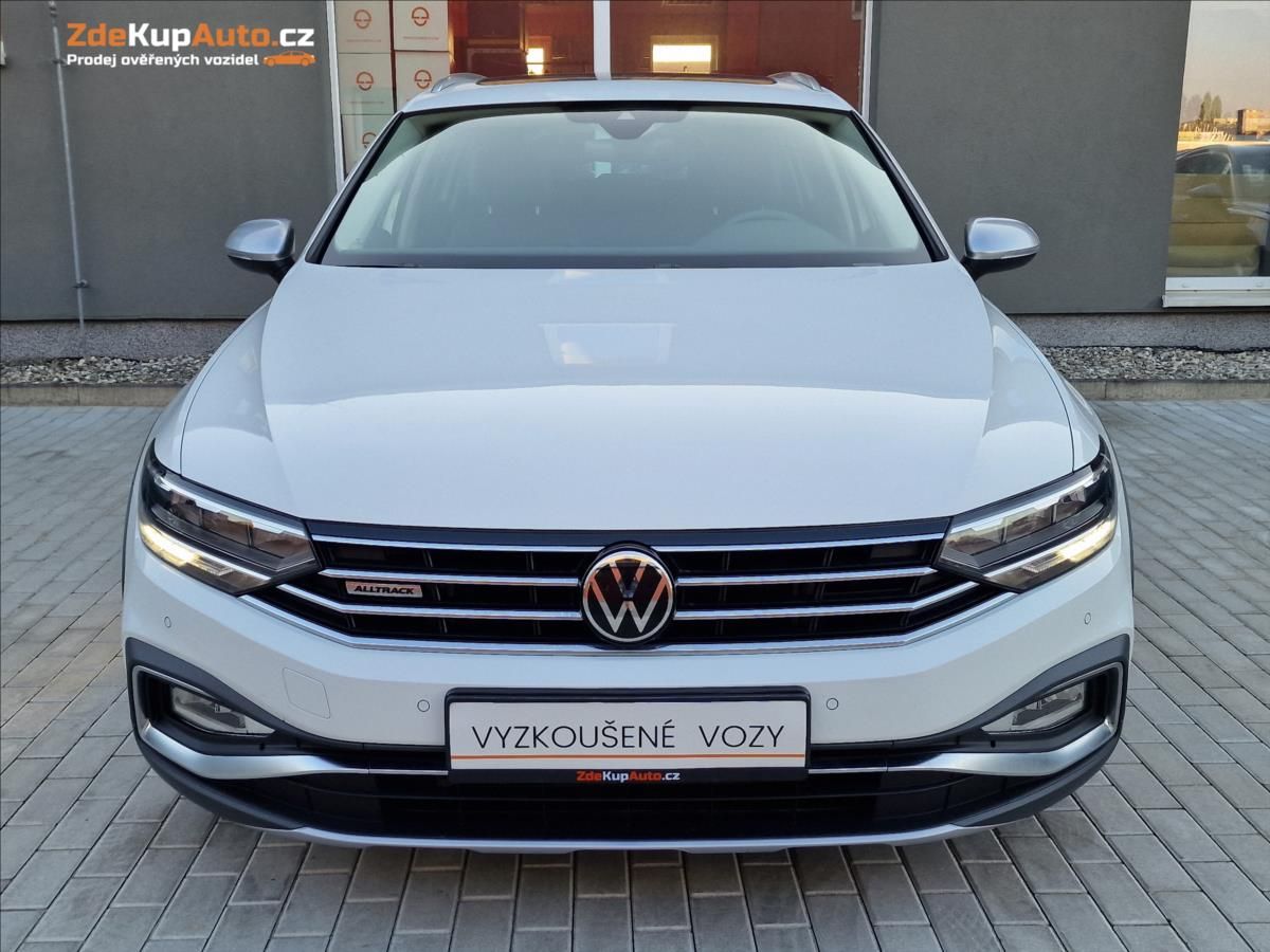 Volkswagen Passat, 2.0TDI 147kW DSG Alltrack, ČR - fotka 4