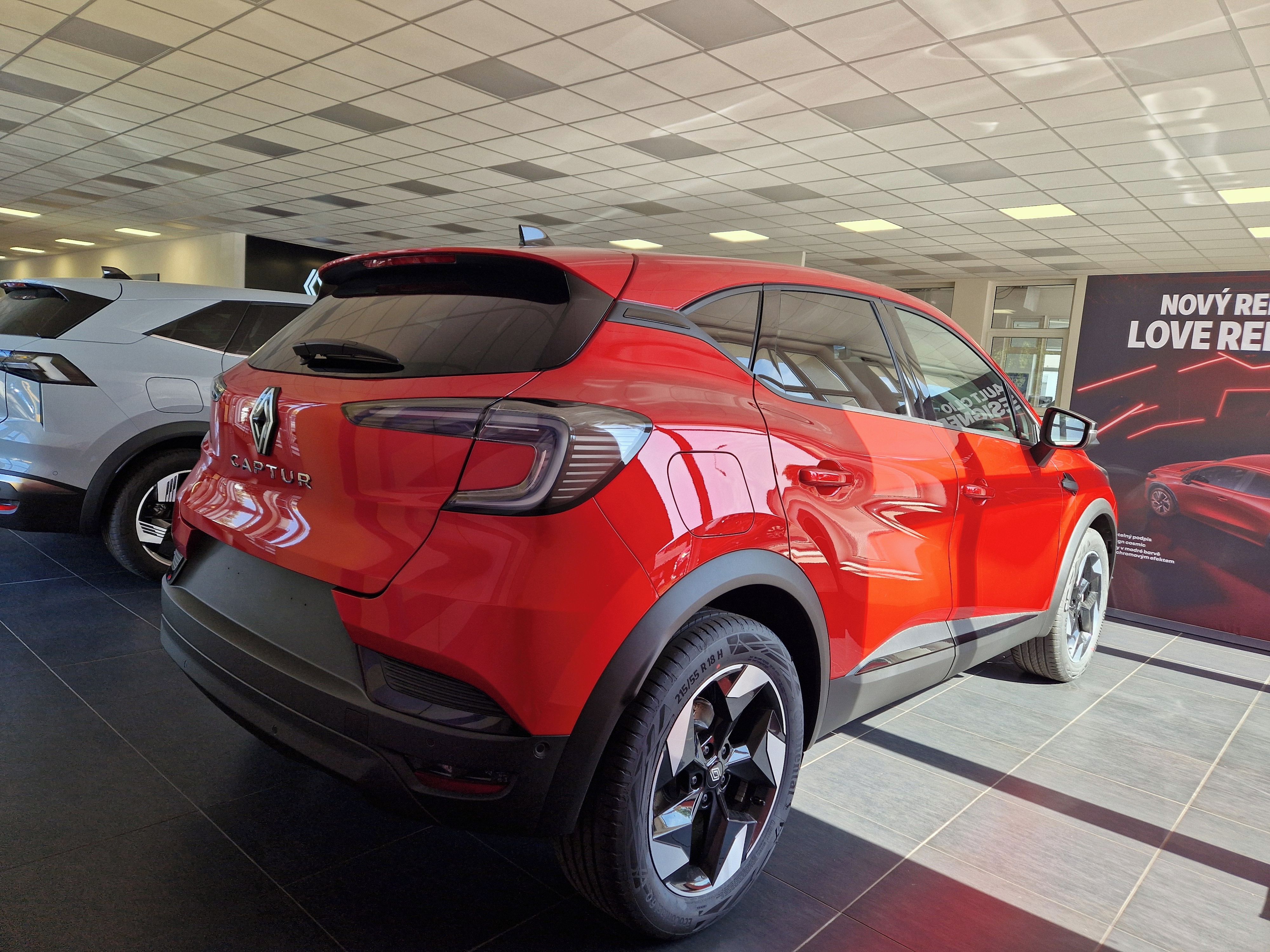 Renault Captur, techno TCe 115 - fotka 3