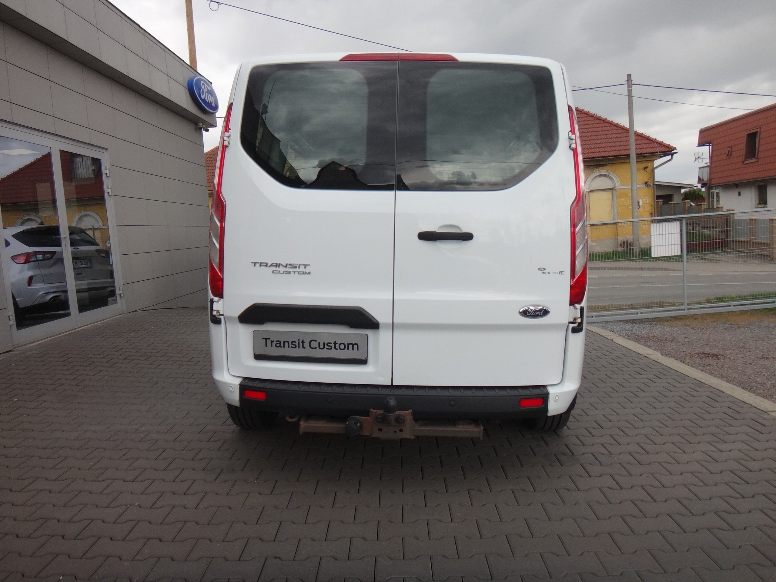 Ford Transit Custom, Trend 320 Kombi Van_L1H1_2.0Ec - fotka 4