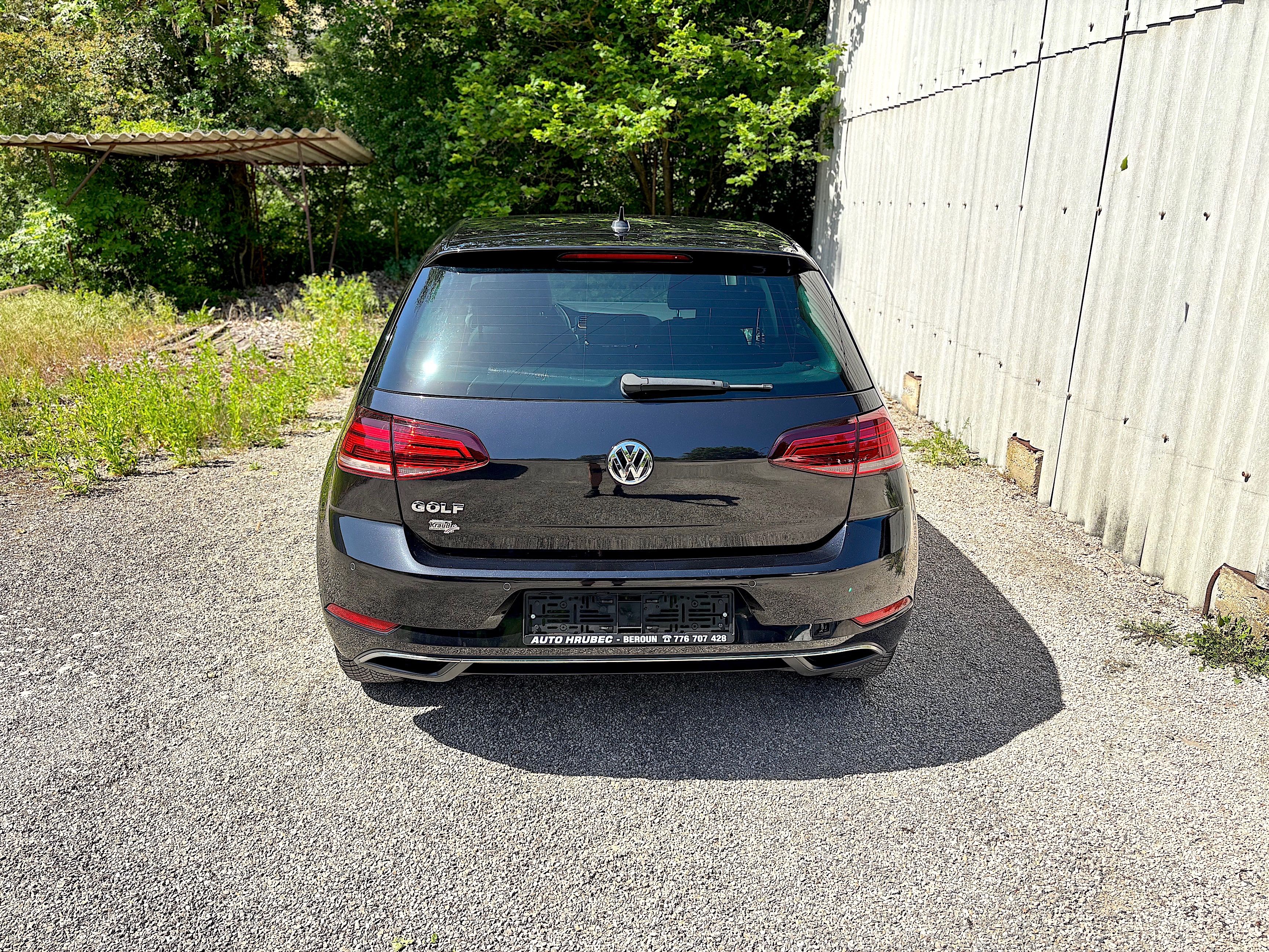 Volkswagen Golf, 1.0 TSi 85 kW LED NAVI KAMERA - fotka 5