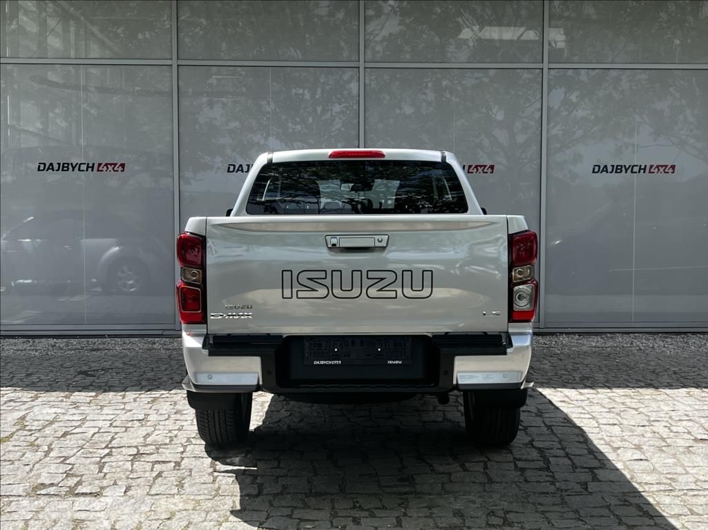 Isuzu D-Max, 1,9 Double Cab  6A/T LS 4x4 - fotka 6