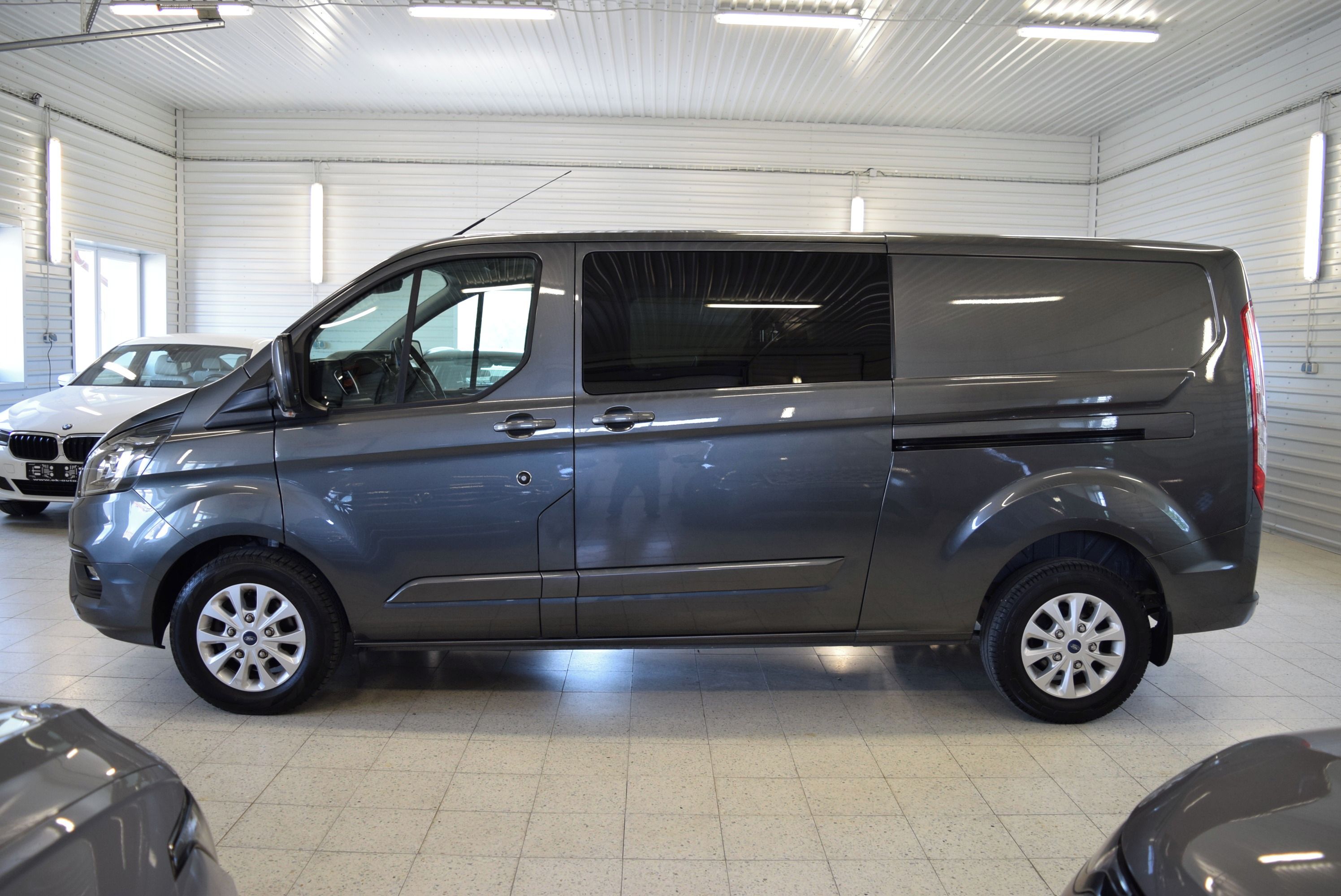 Ford Transit Custom, 2.0 D LIMITED AUTOMAT 5M.LONG - fotka 2