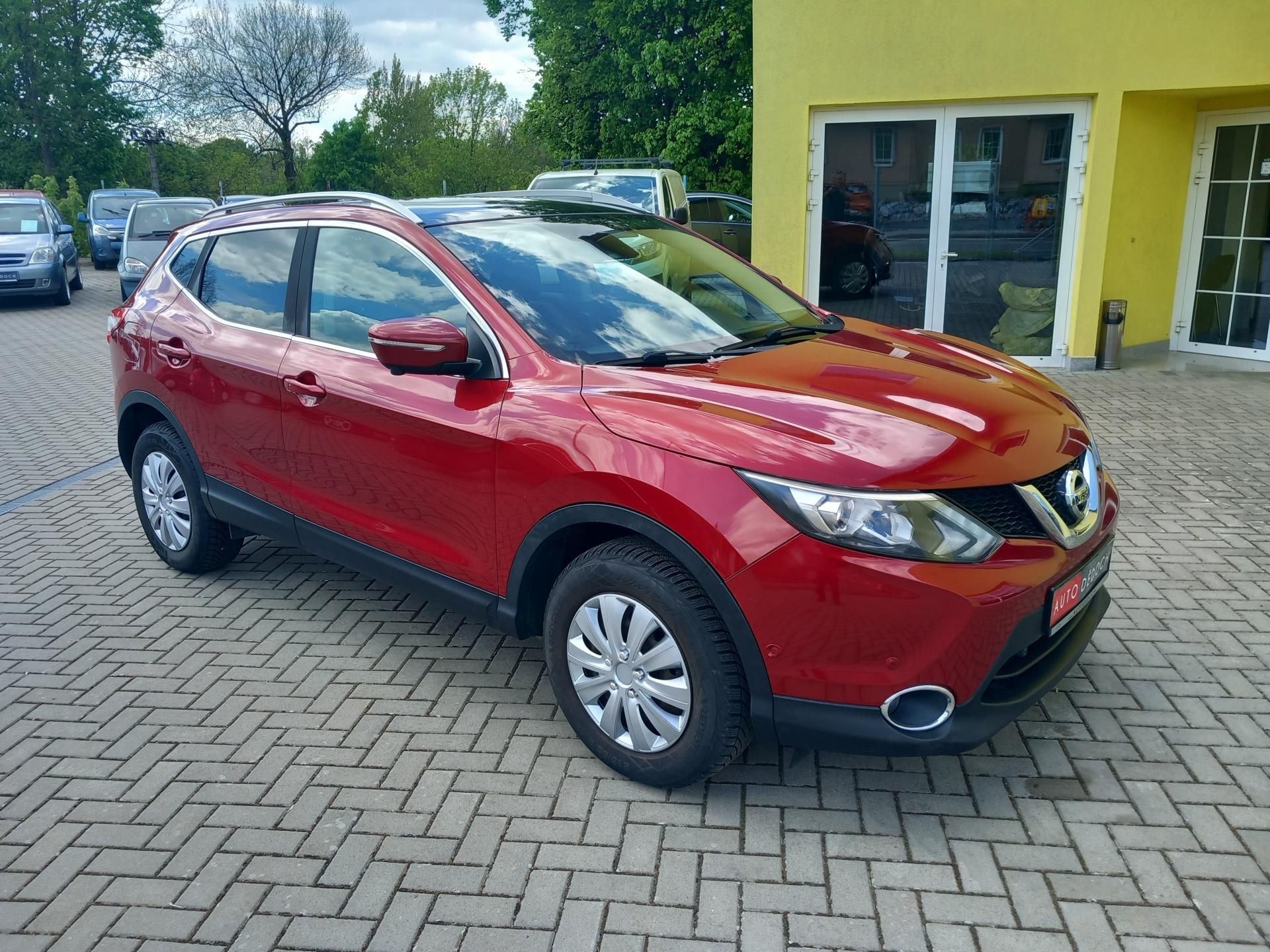 Nissan Qashqai, MAX.VÝBAVA ! PO VELKÉM SERVISE