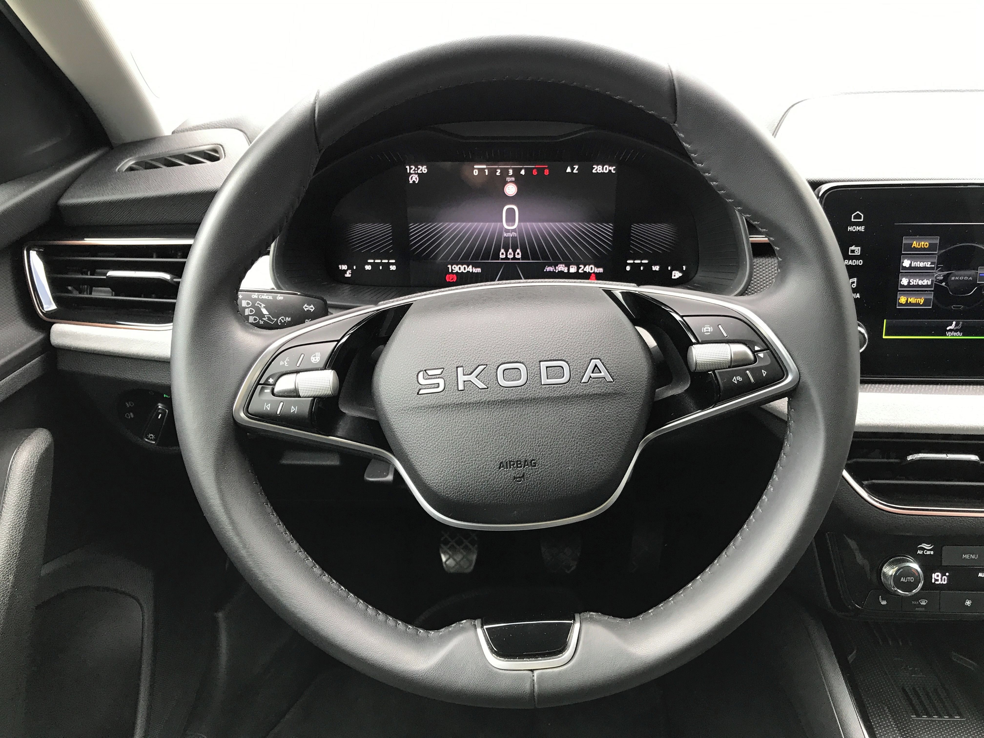 Škoda Scala, 1,0 TSi/85 kW Top Selection TZ - fotka 6