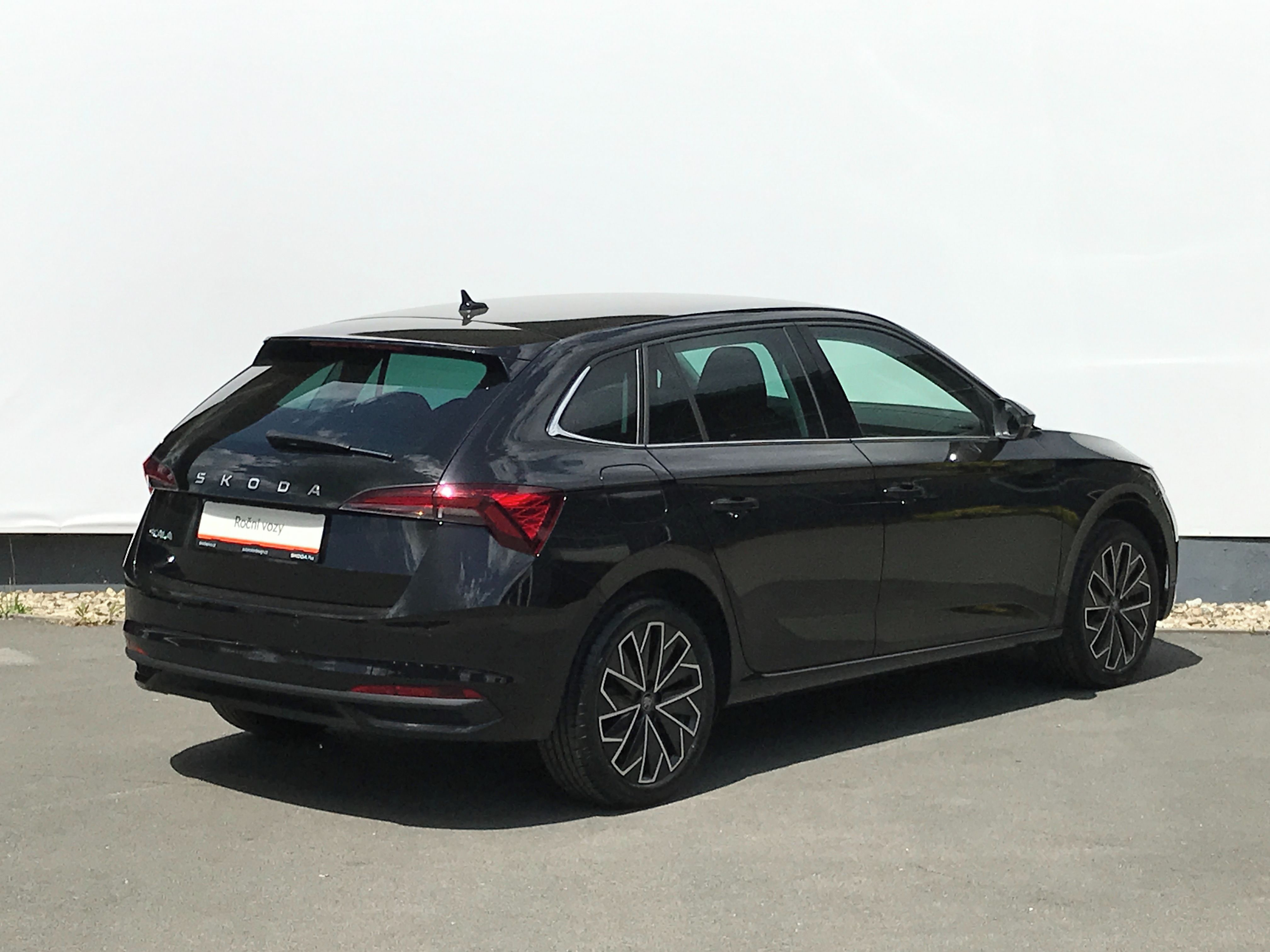 Škoda Scala, 1,0 TSi/85 kW Top Selection TZ - fotka 2