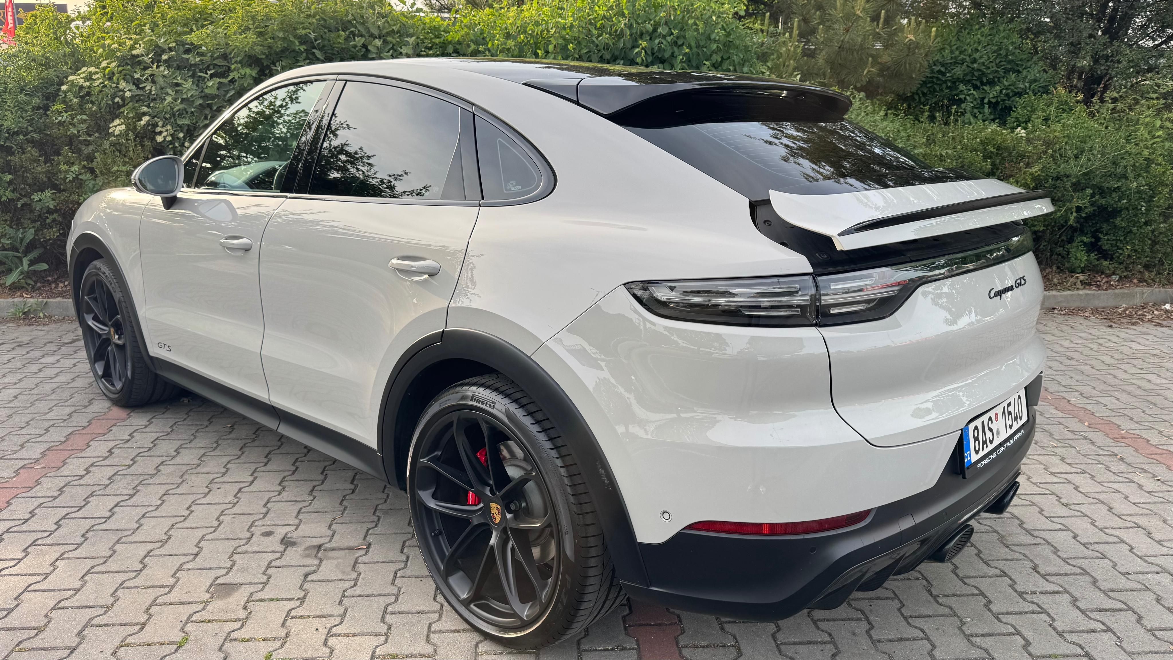 Porsche Cayenne, COUPE GTS CARBON LIGHT PACKAGE - fotka 3