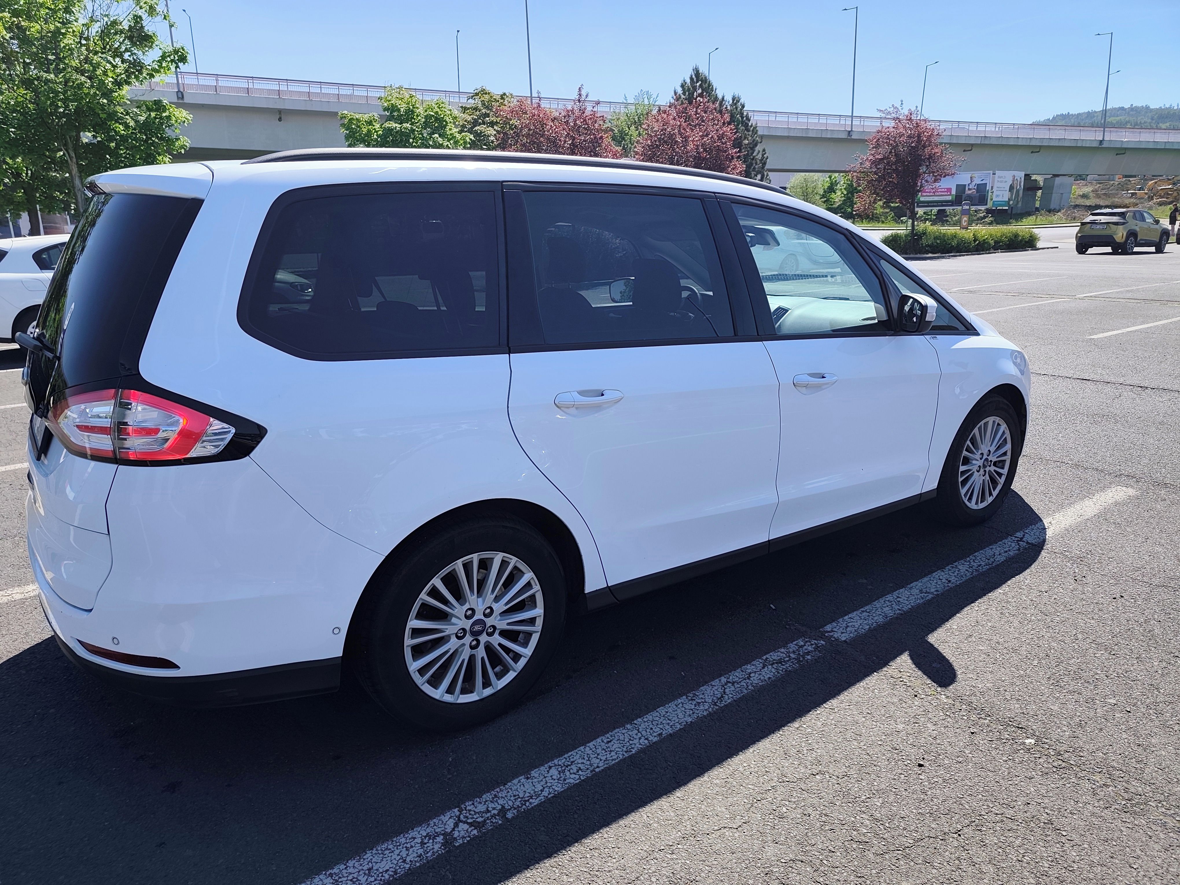 Ford Galaxy - fotka 3