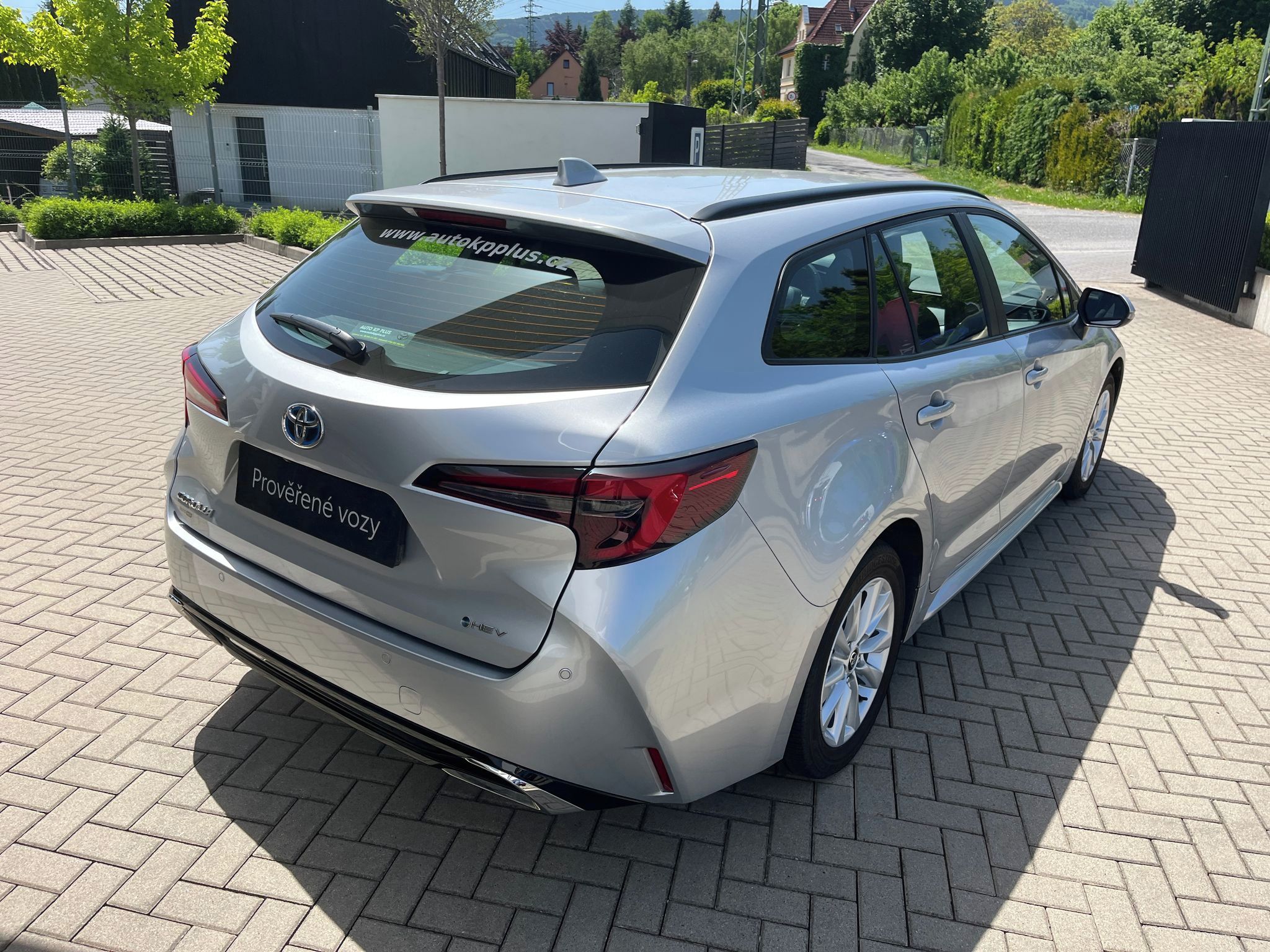 Toyota Corolla, 1.8 Hybrid Comfort Tech TS - fotka 6