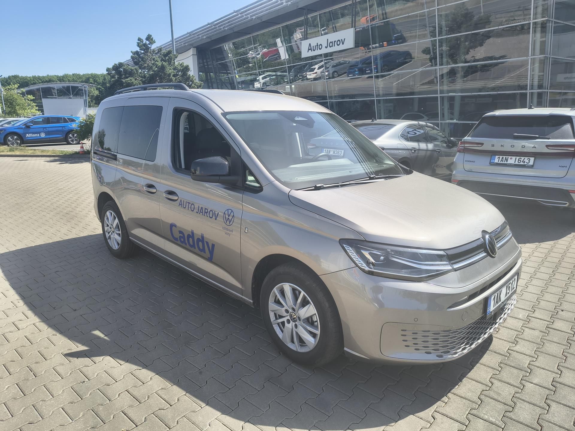 Volkswagen Caddy, Akční Caddy Life 2,0 TDI DSG - fotka 4
