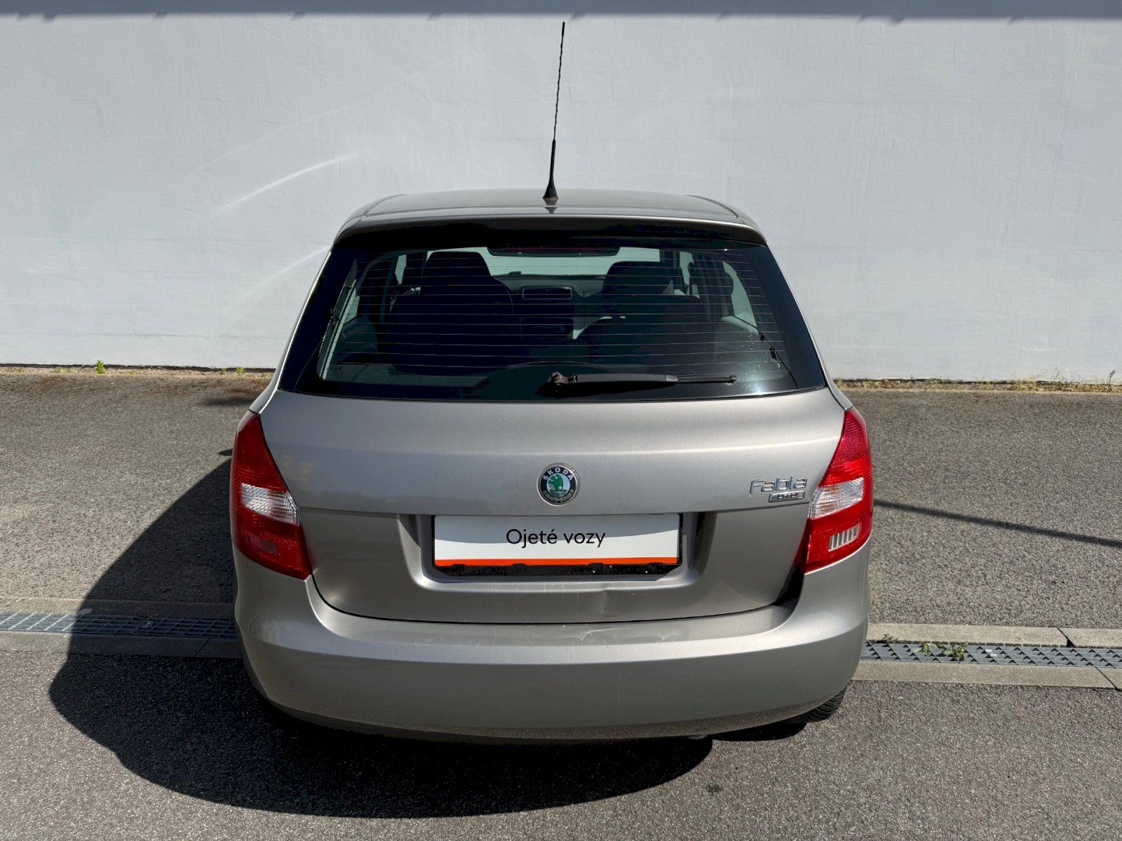 Škoda Fabia, Ambiente 1,2 HTP/51kW - fotka 6