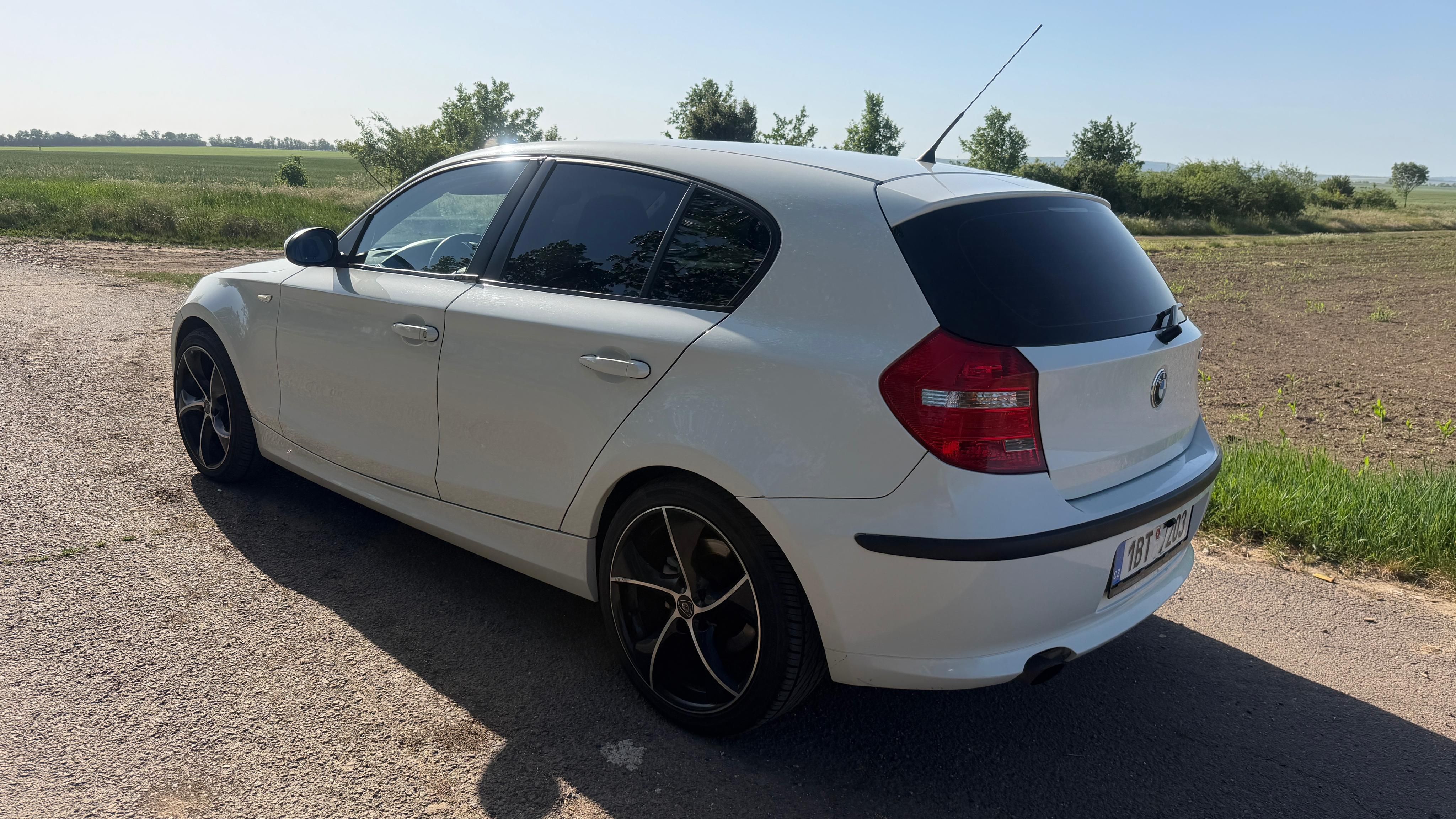 BMW Řada 1 - fotka 5