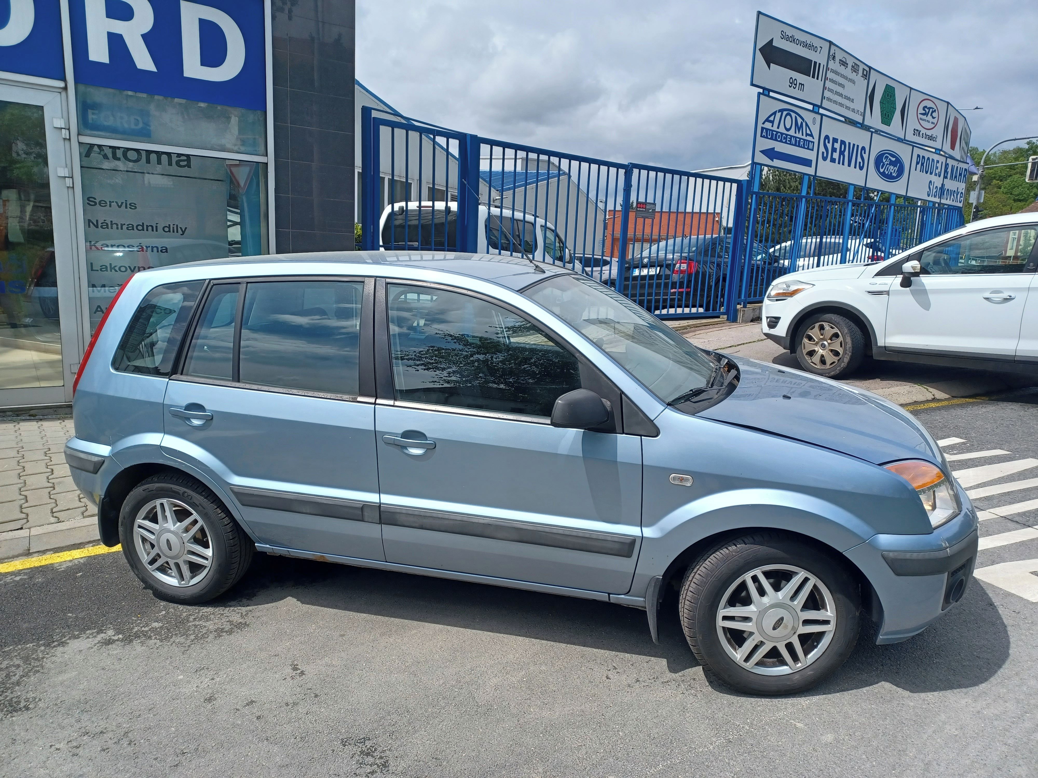 Ford Fusion, 1majitel ,pravidelný servis - fotka 3