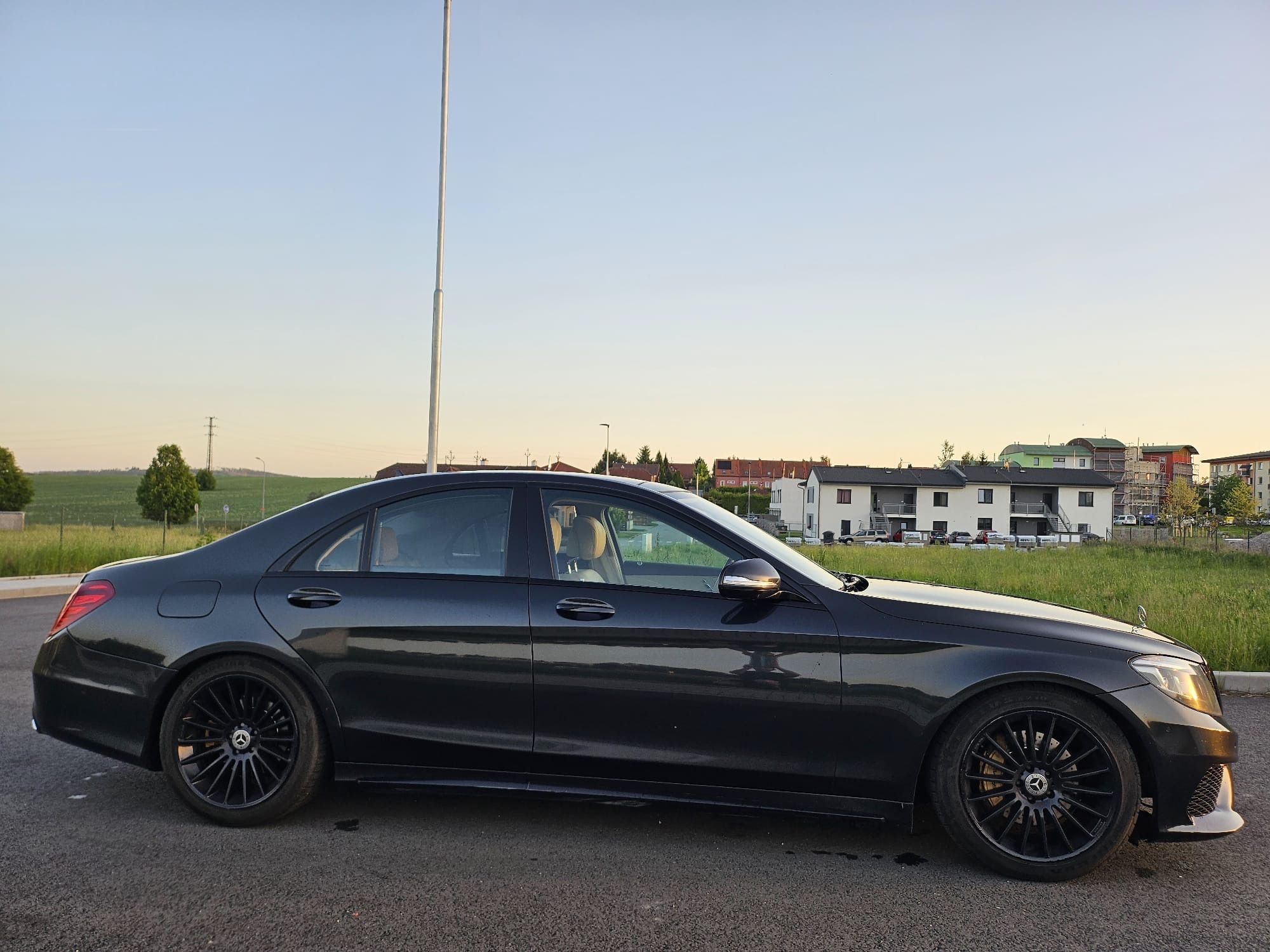 Mercedes-Benz Třídy S, 3.0 tdi 190kw BLUETEC - fotka 4
