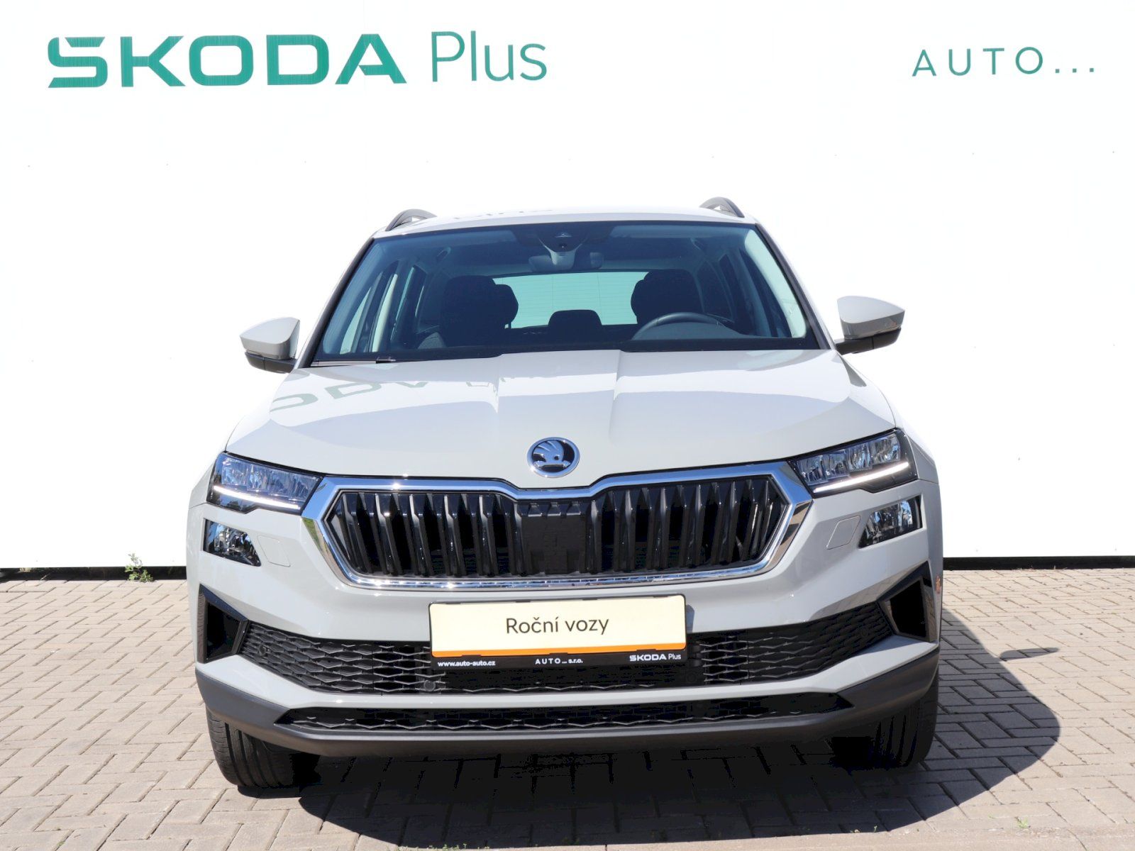 Škoda Karoq, Karoq Selection 1.5 TSI 110 kW - fotka 4