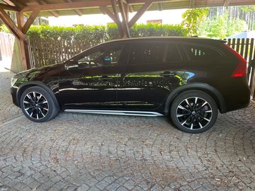Volvo V60 Cross Country