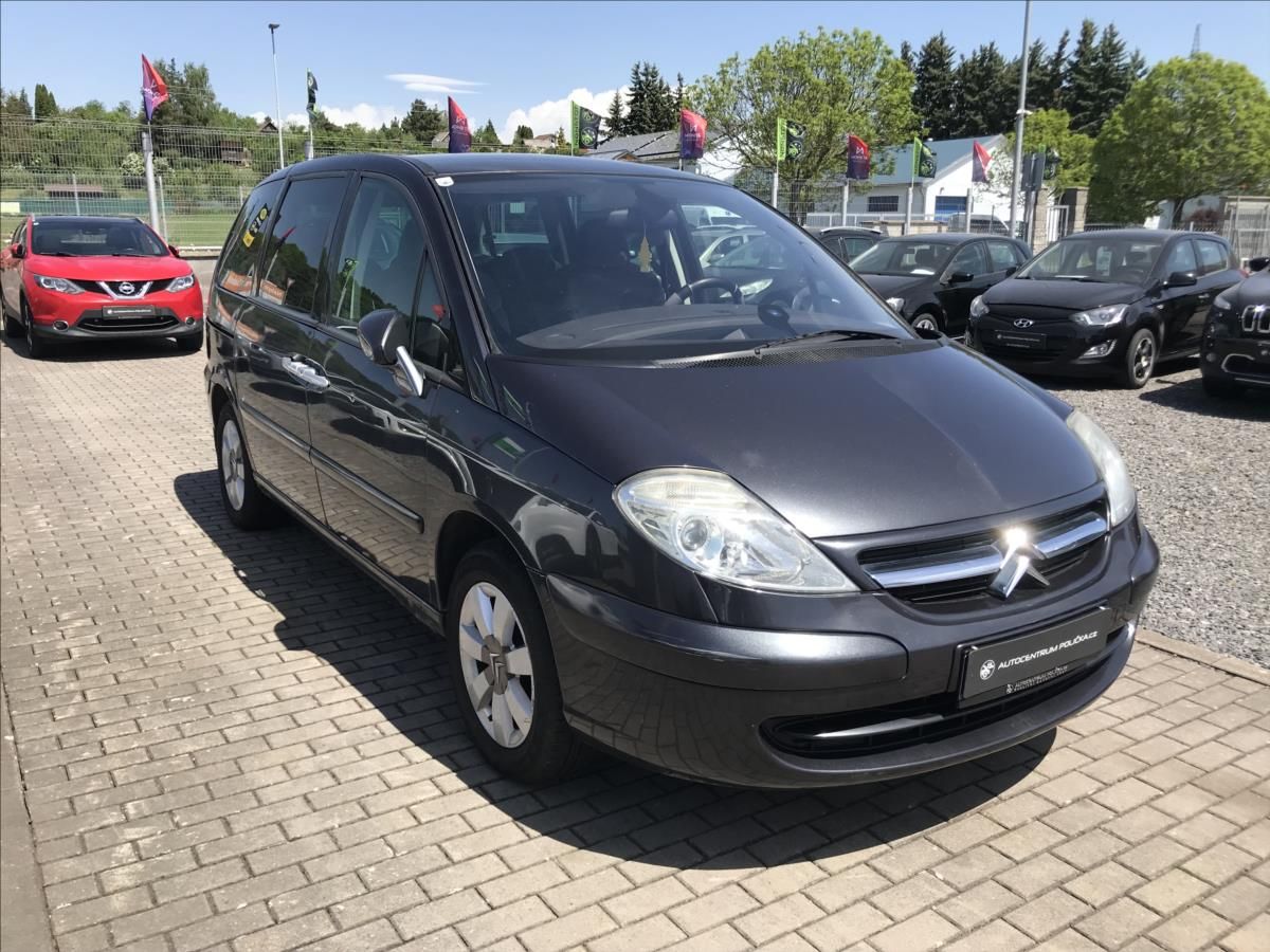 Citroën C8, 2,2 - fotka 2