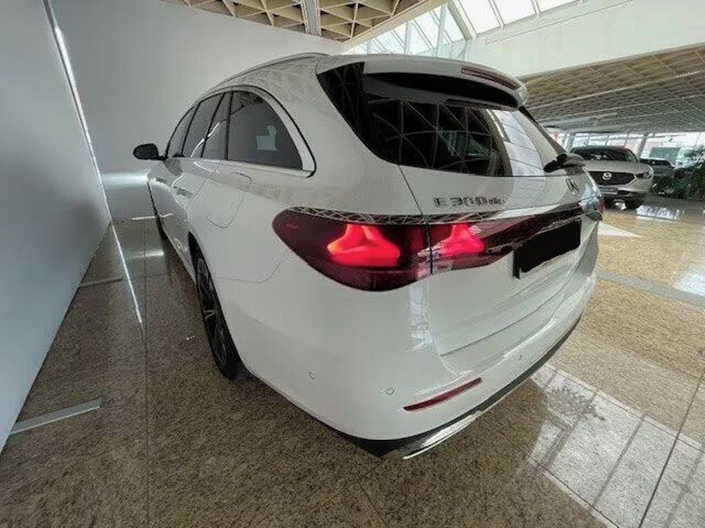 Mercedes-Benz Třídy E, E300de  Avantgarde Advanced - fotka 2
