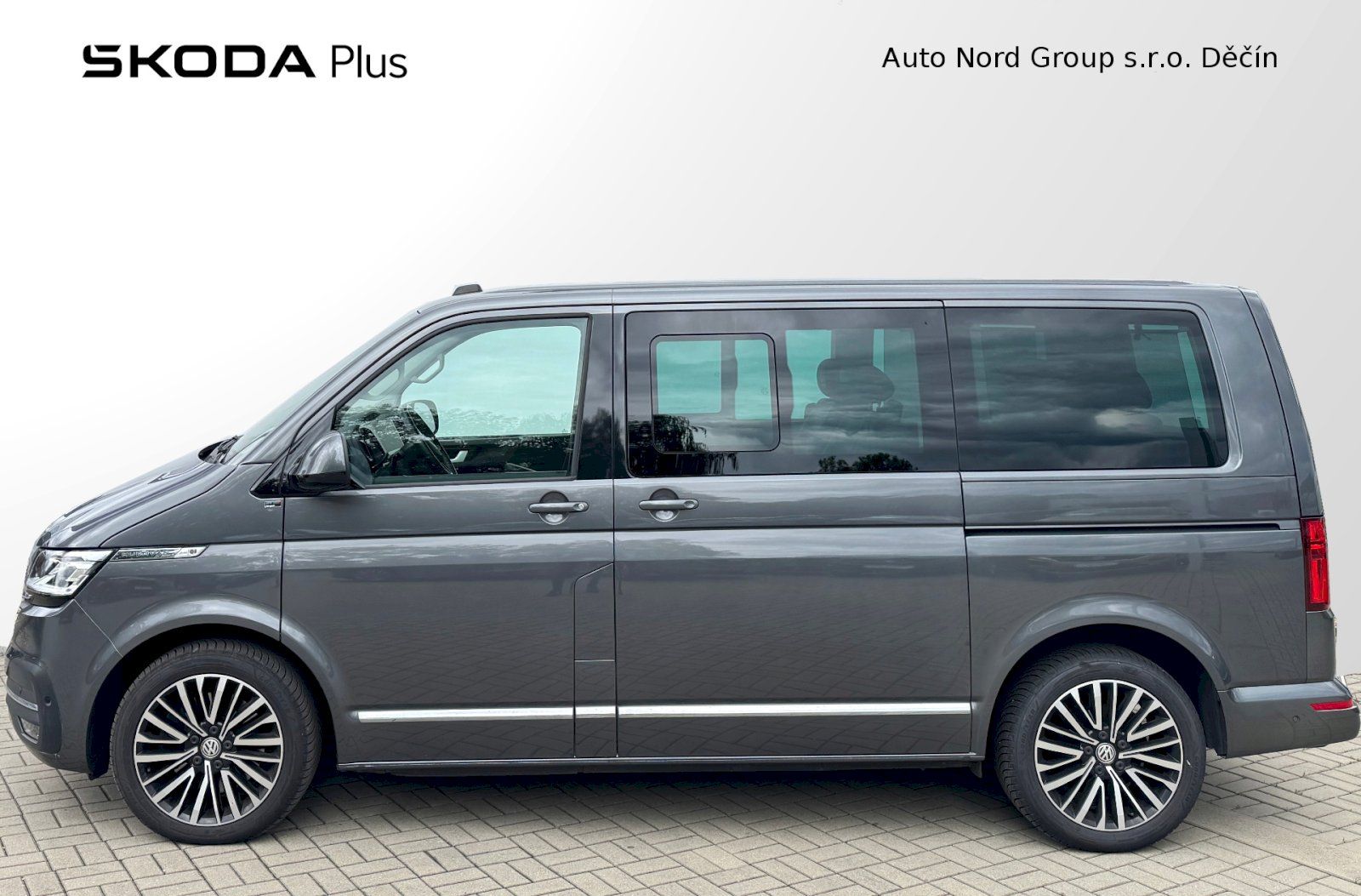Volkswagen Multivan, 2.0TDI 150KW Highline 4MOT DSG - fotka 3