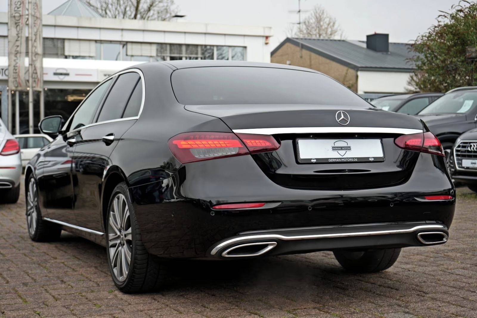 Mercedes-Benz Třídy E, E400d 4Matic*Hud*AirMatic - fotka 3