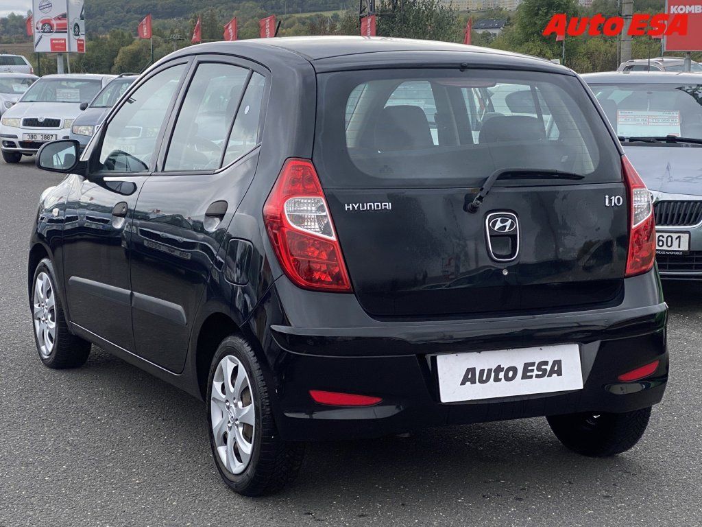 Hyundai i10, 1.1i,Klima - fotka 4