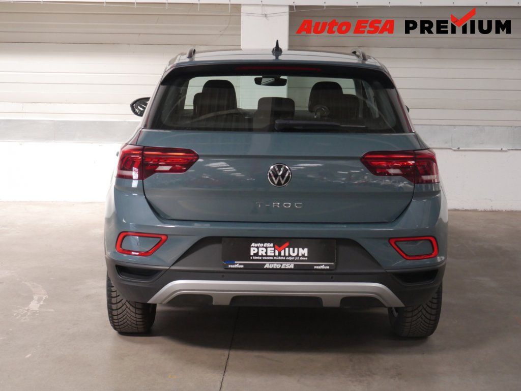 Volkswagen T-Roc, 1.5TSi,2.maj,ČR,Life,LED - fotka 5