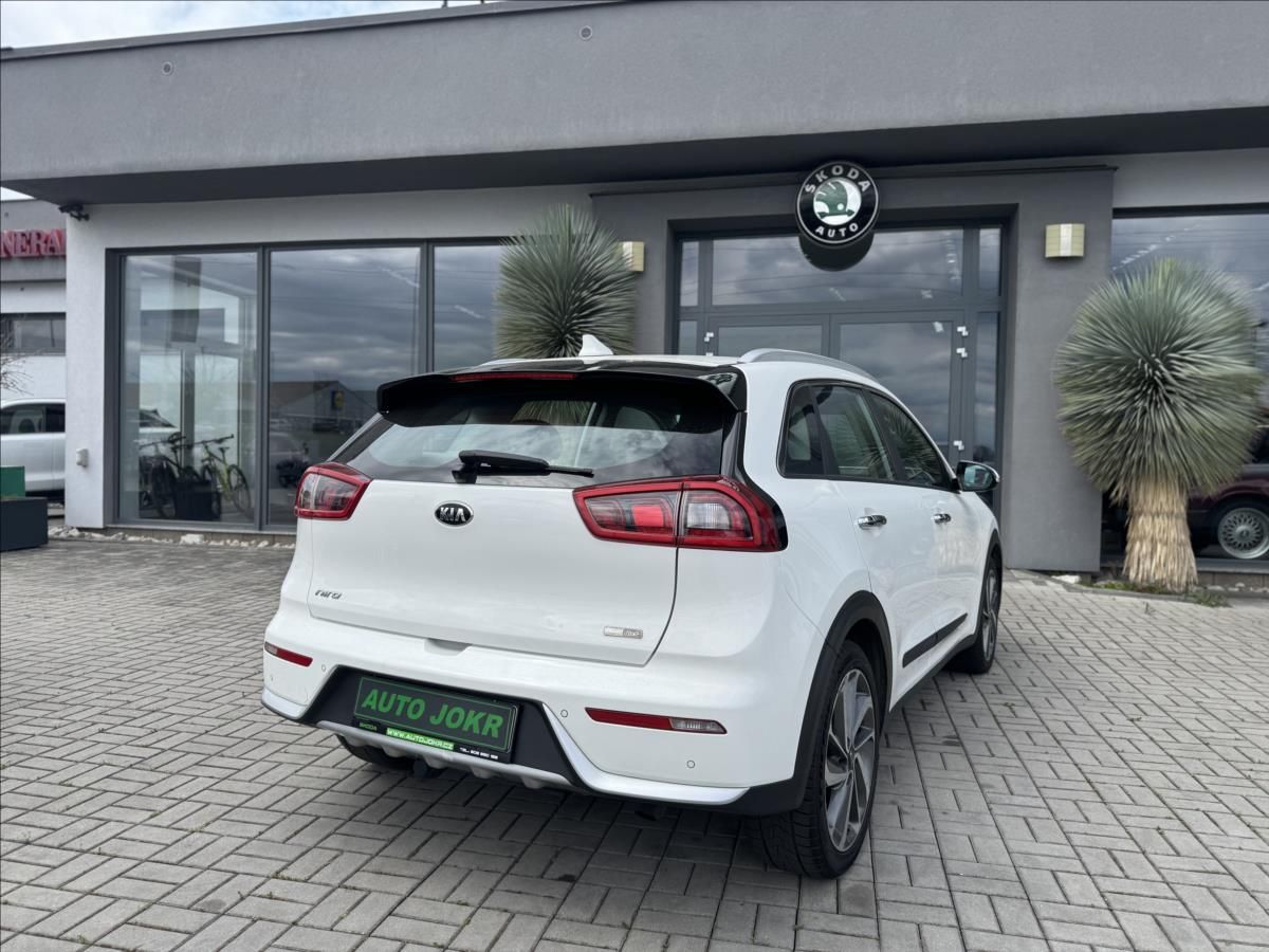 Kia Niro, 1,6 GDi 77kW HYBRID  AUTOMAT Č - fotka 5