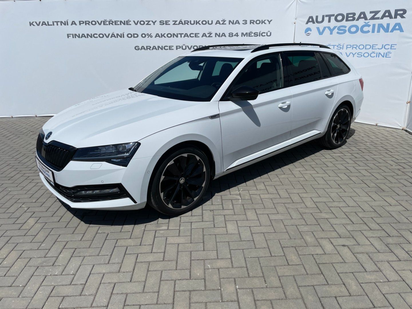 Škoda Superb, SportLine 1.5TSI! Webasto! 1.M