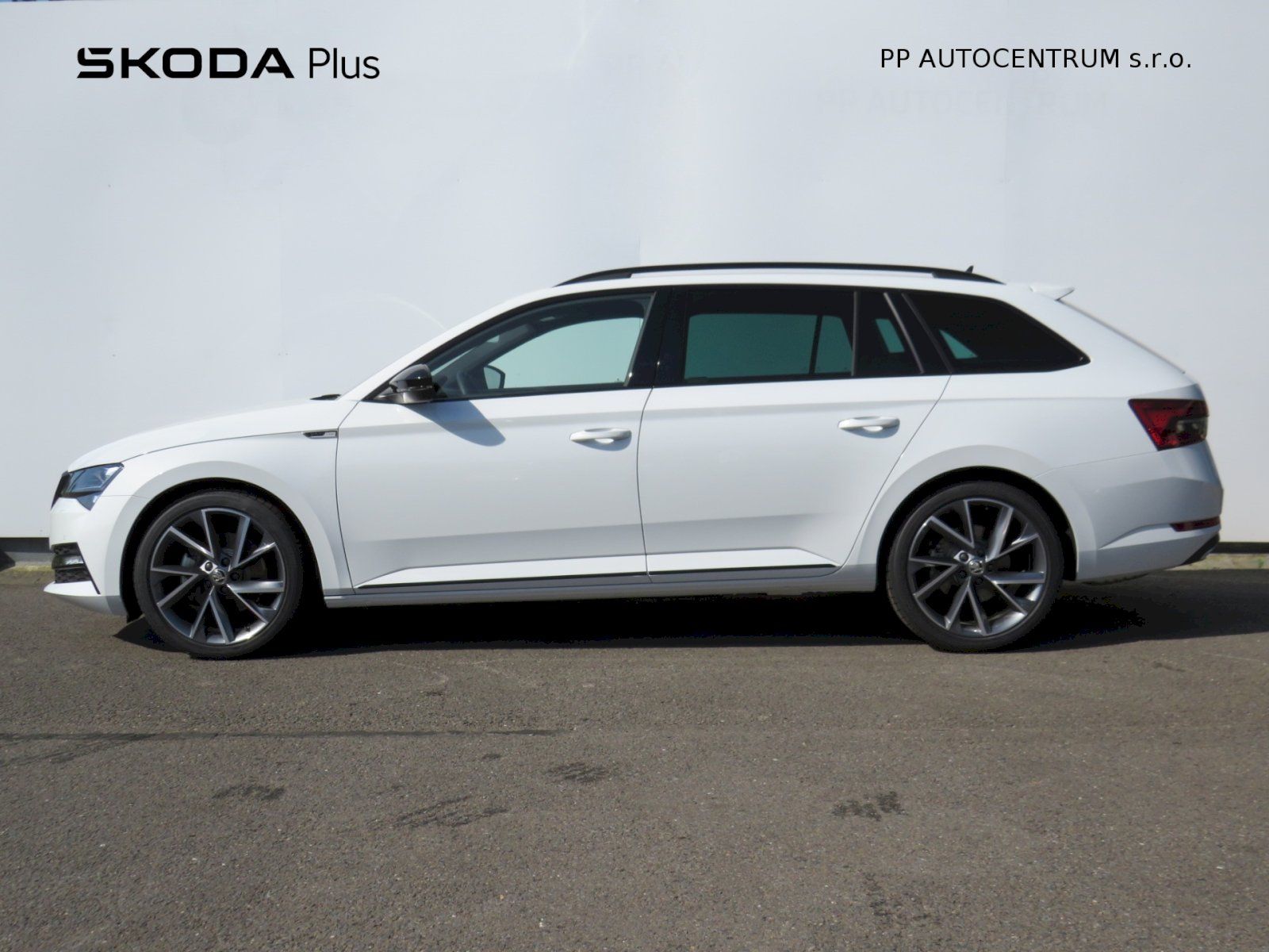 Škoda Superb, SportLine 4x4 DSG 2.0TDI 147kW - fotka 3